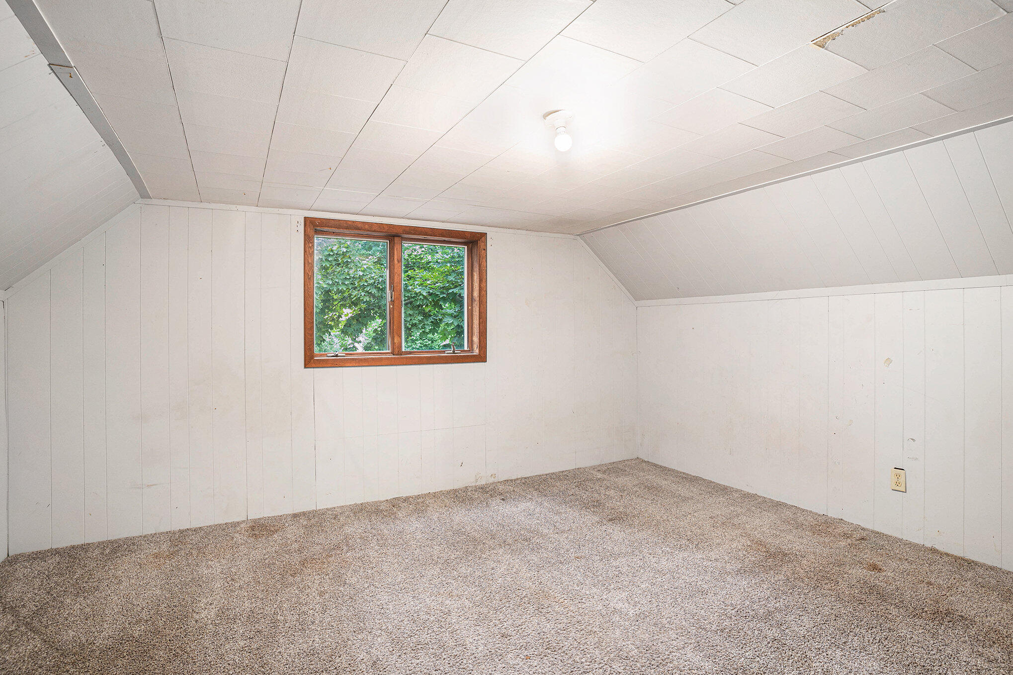 282 Walnut Street Street