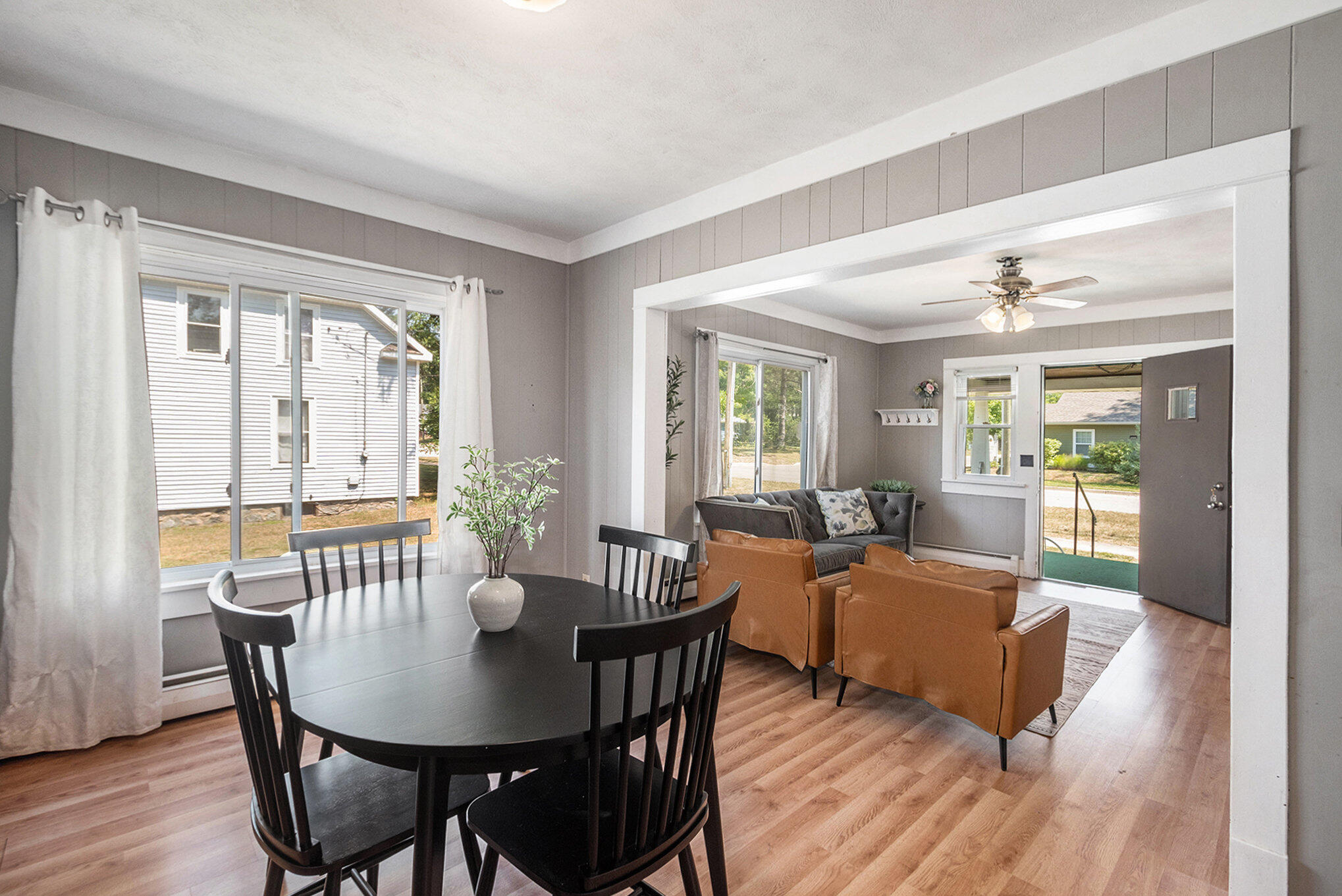 419 S Griswold Street