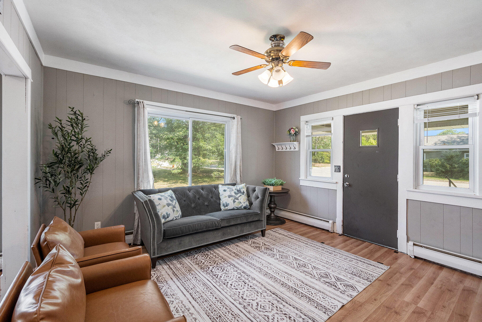 419 S Griswold Street