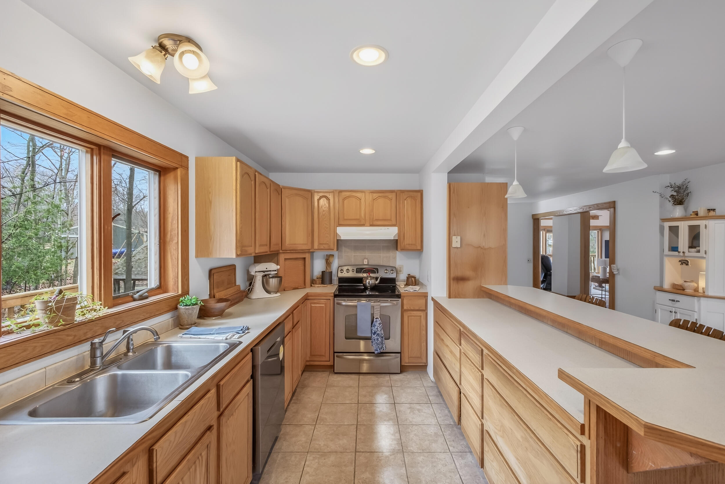 9531 W Silver Lake Road