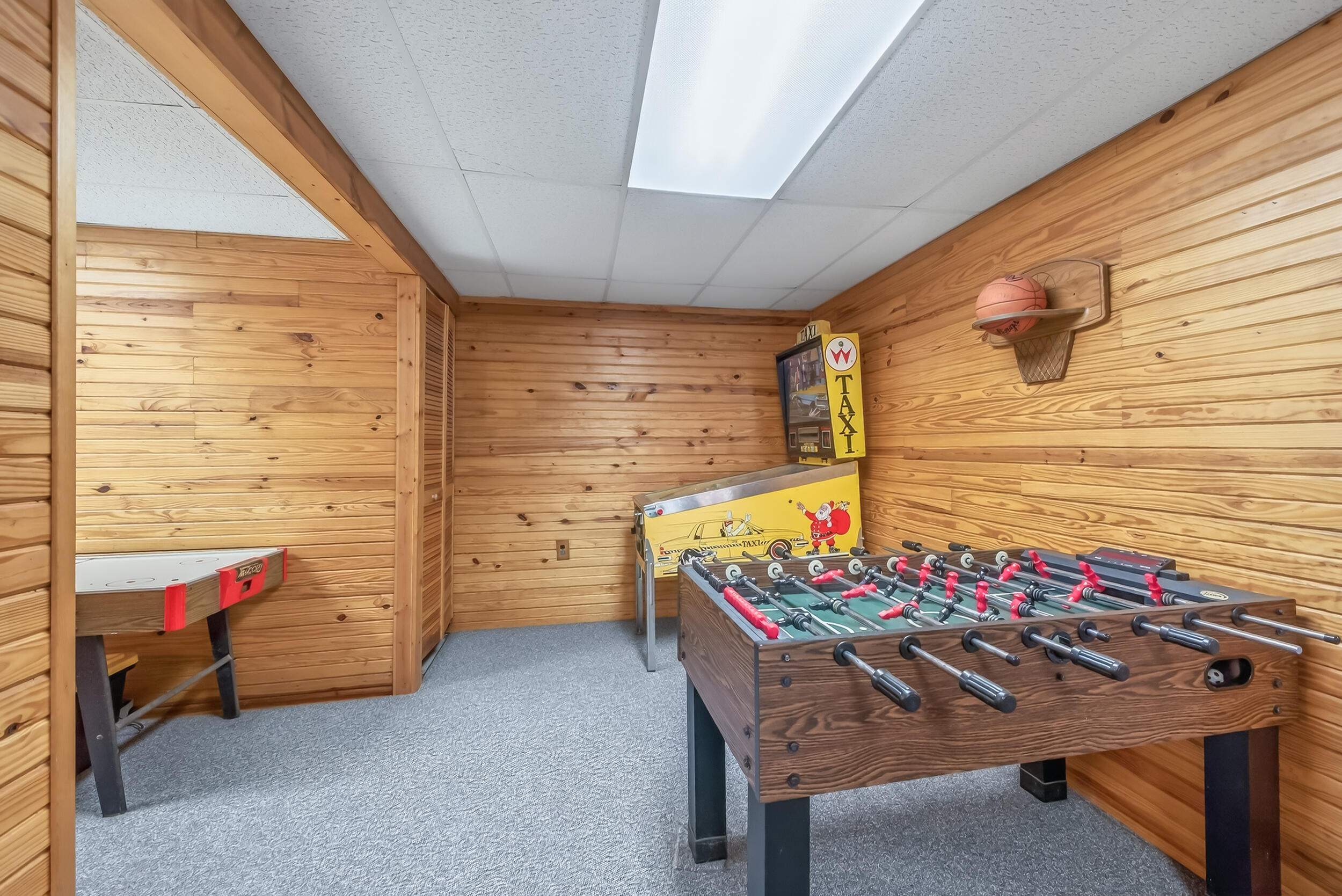 9531 W Silver Lake Road