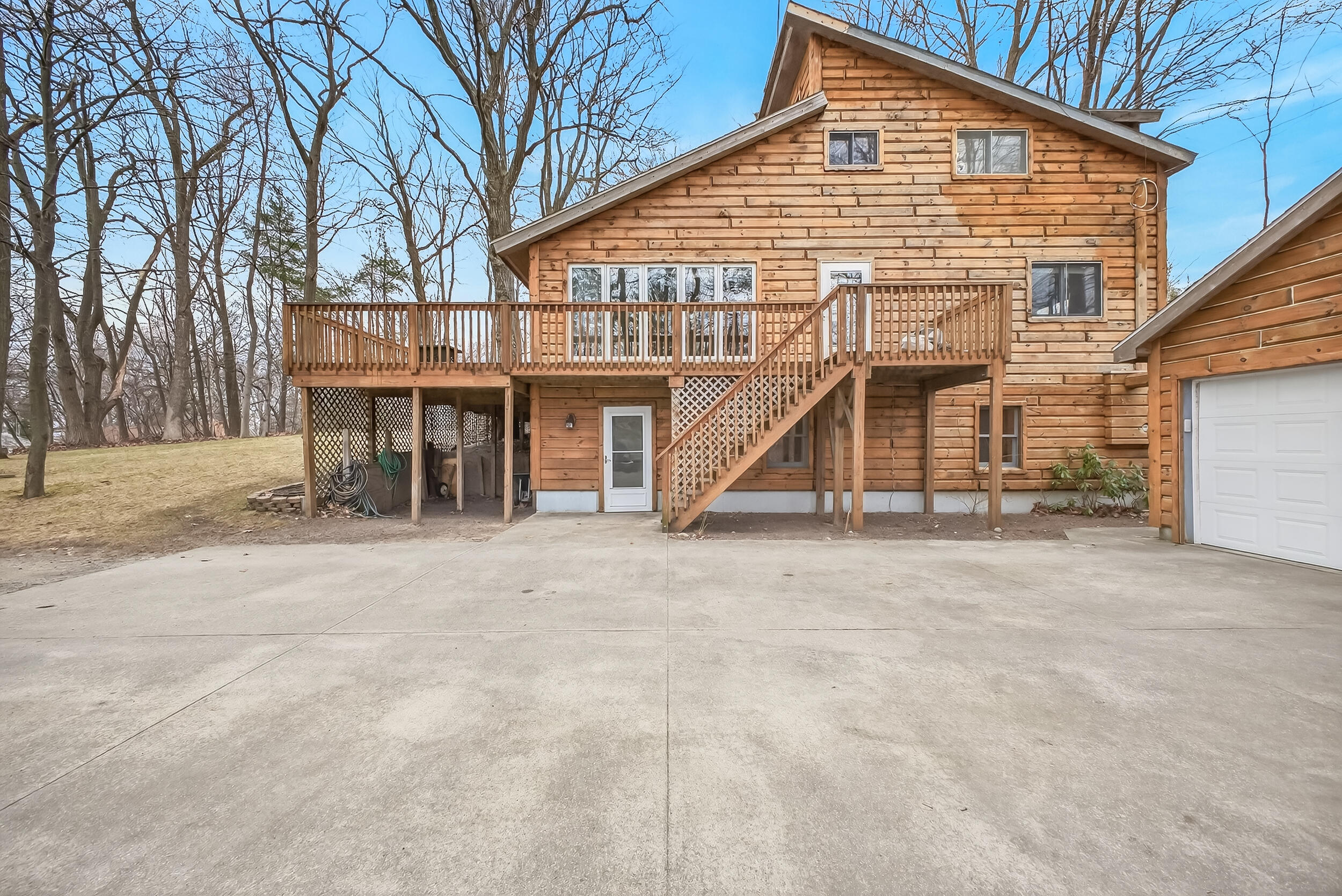 9531 W Silver Lake Road