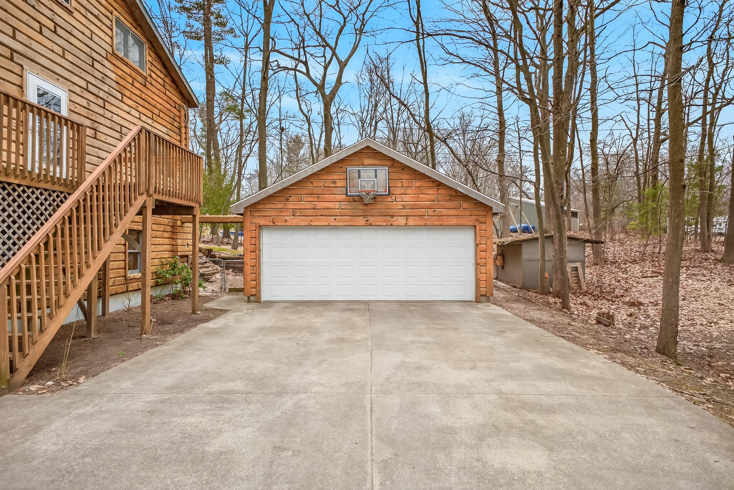 9531 W Silver Lake Road