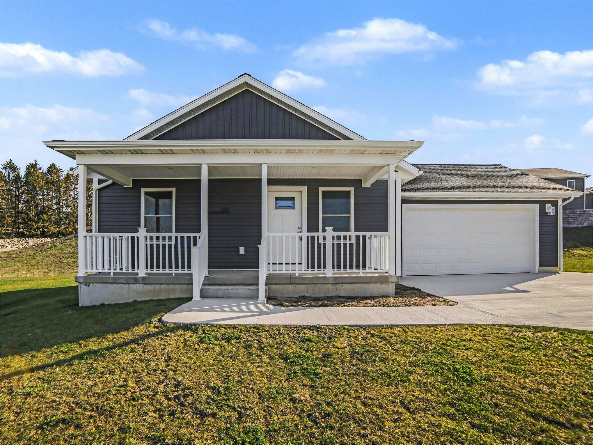 260 Stonecrest