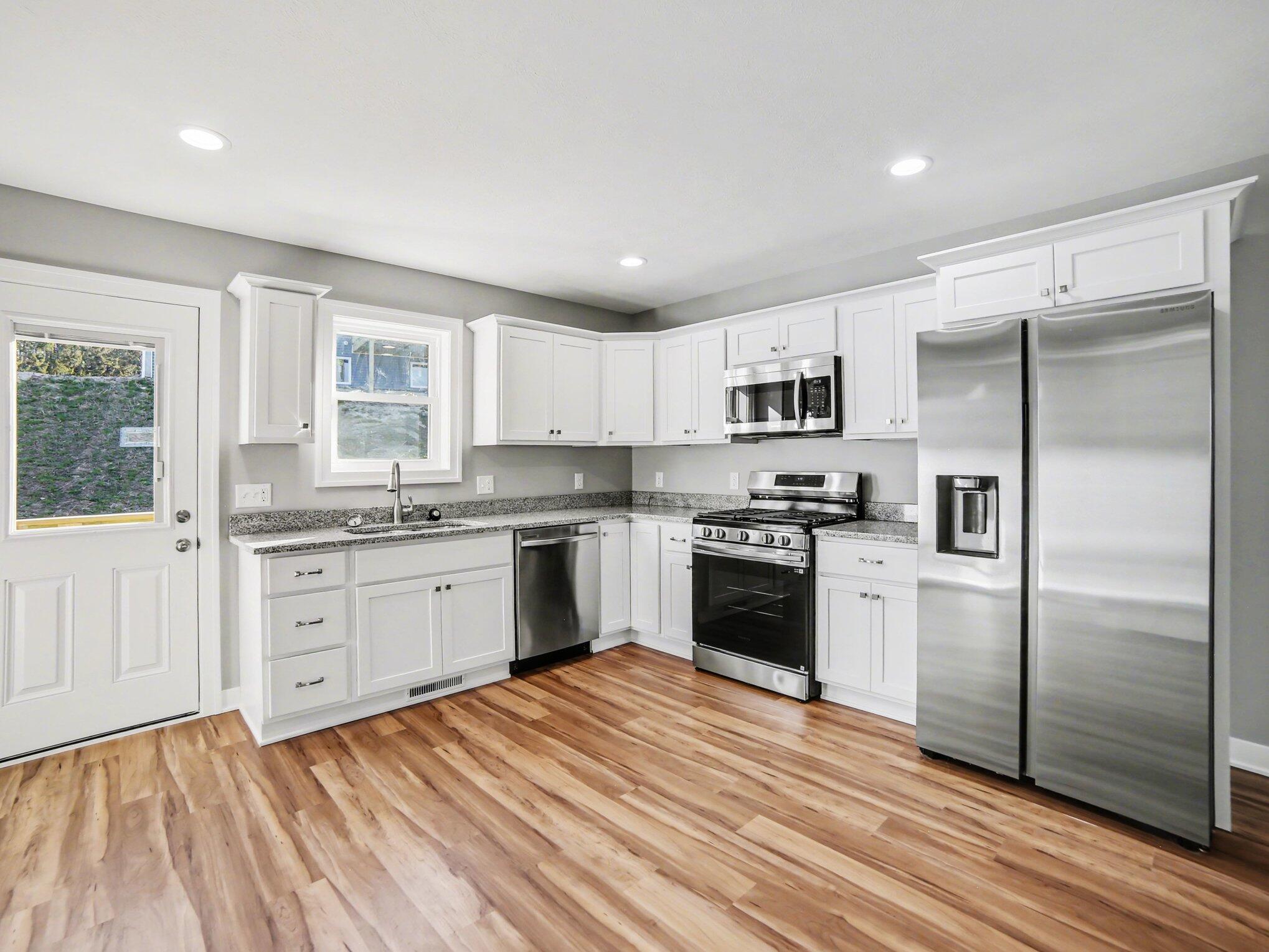 260 Stonecrest