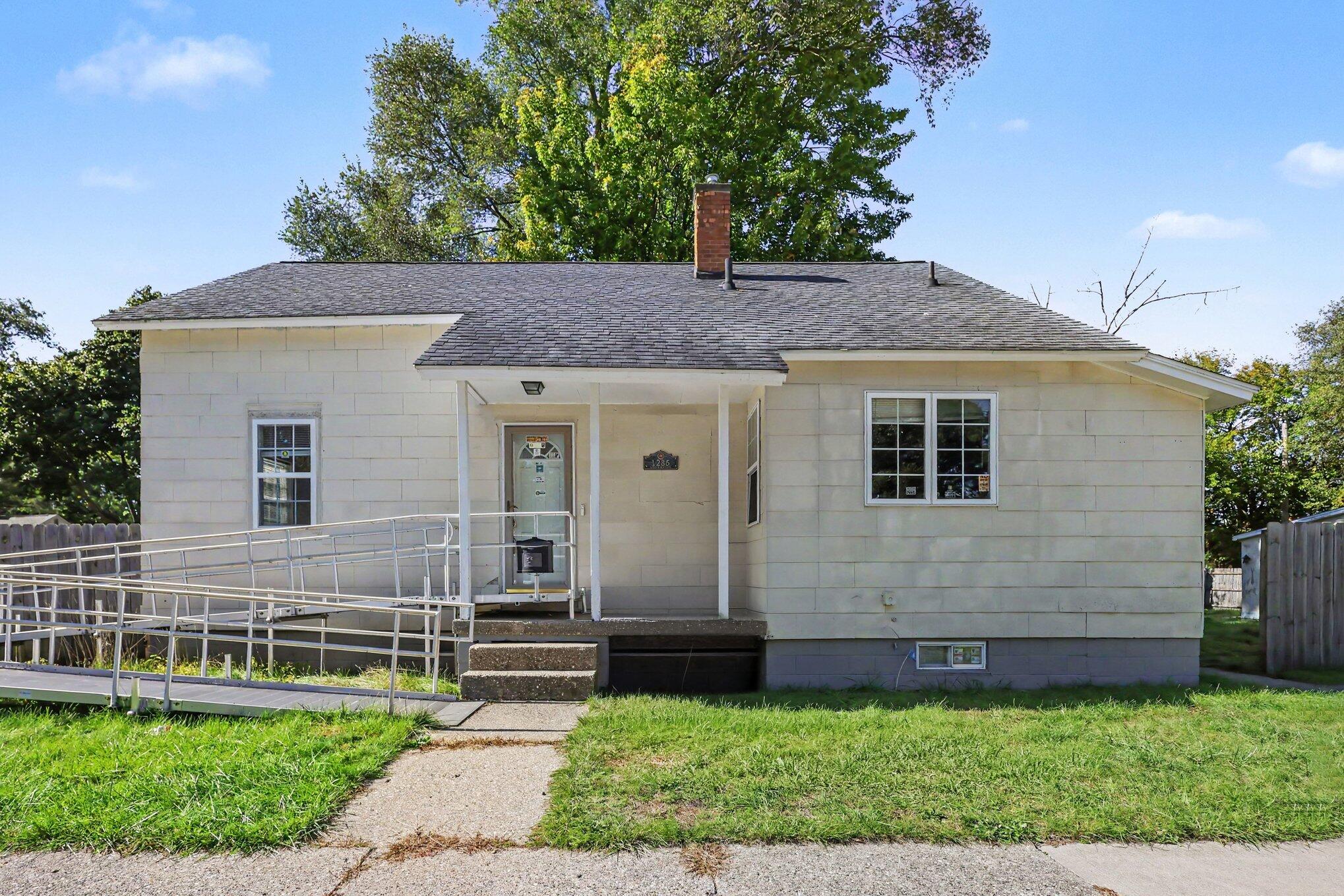 1286 Catherine Avenue