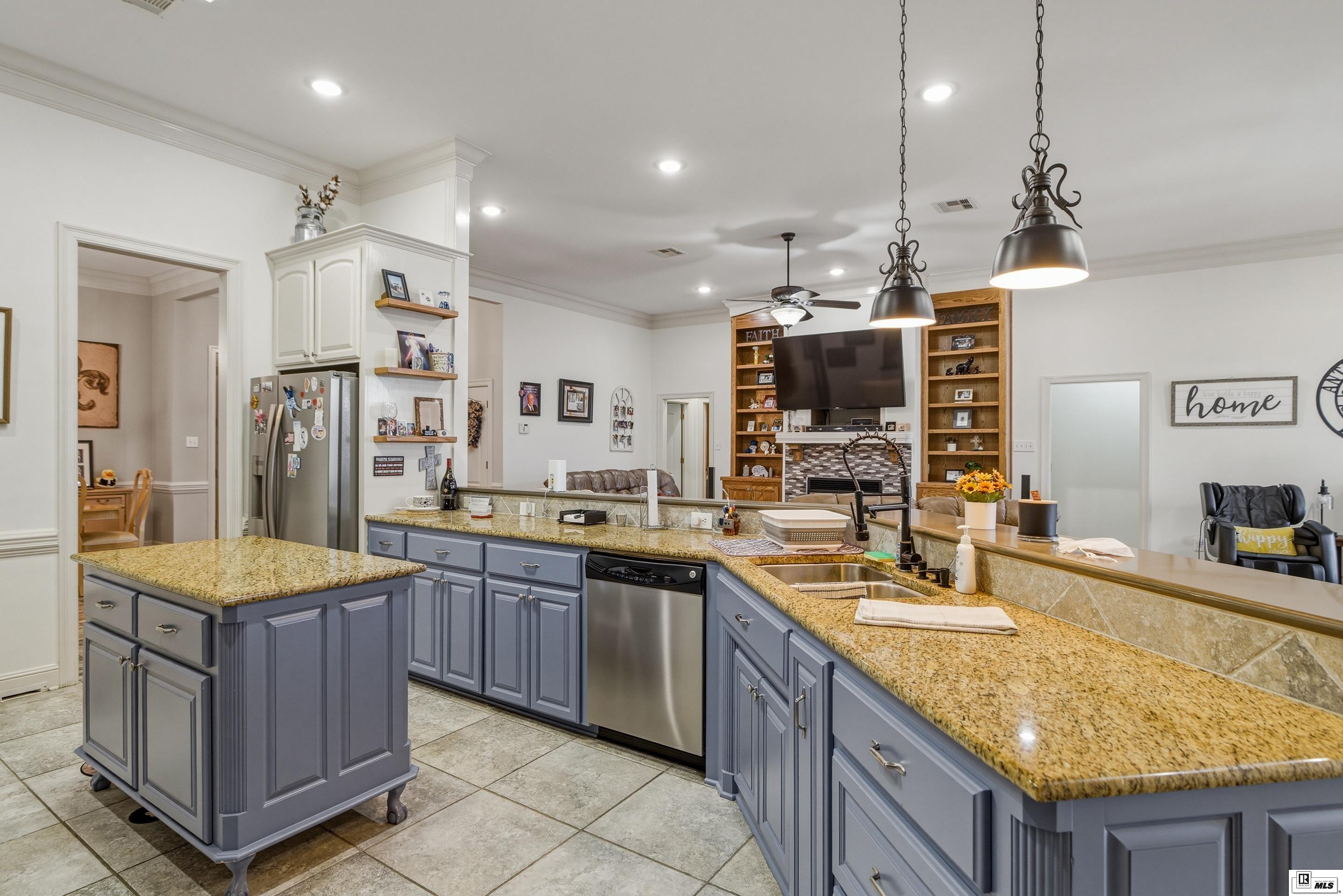 1396 FRENCHMANS BEND ROAD