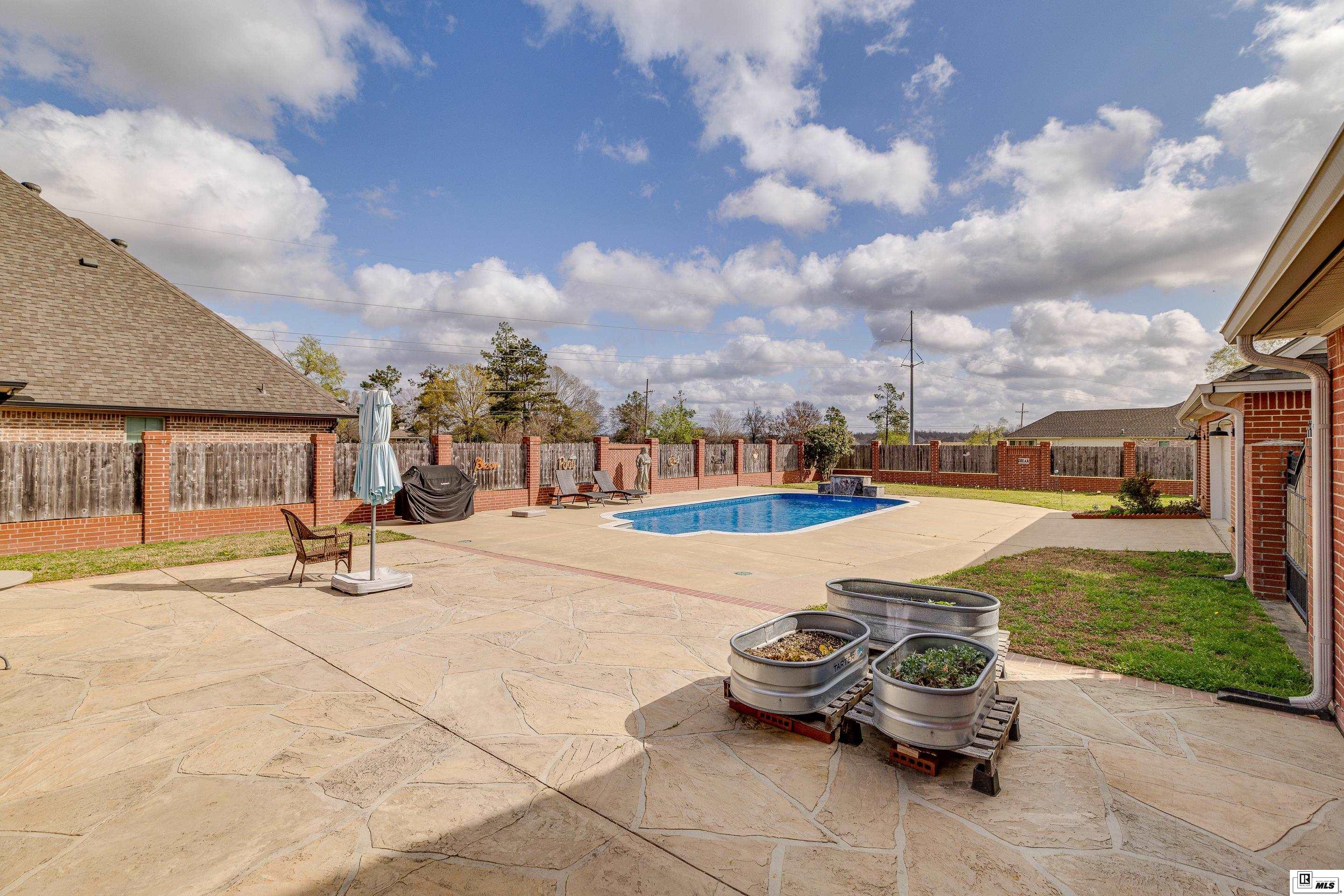 1396 FRENCHMANS BEND ROAD