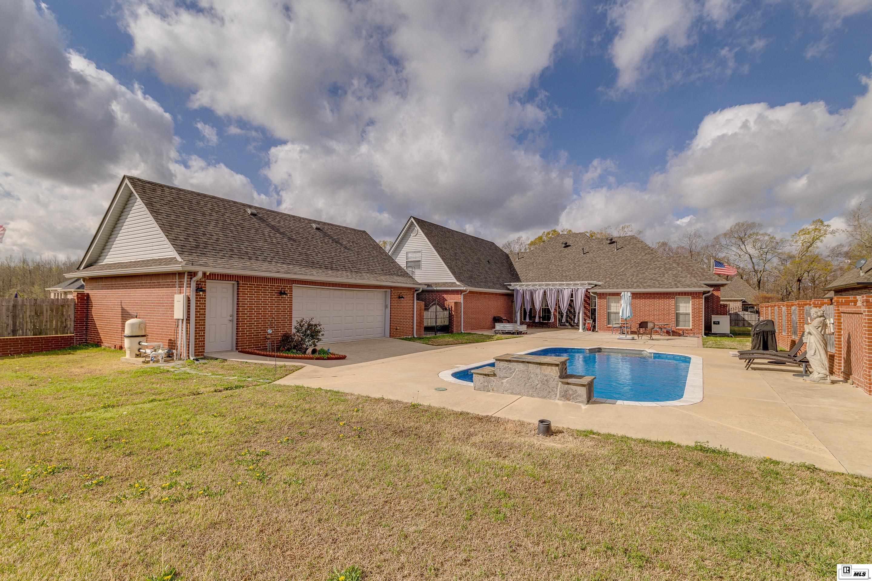 1396 FRENCHMANS BEND ROAD