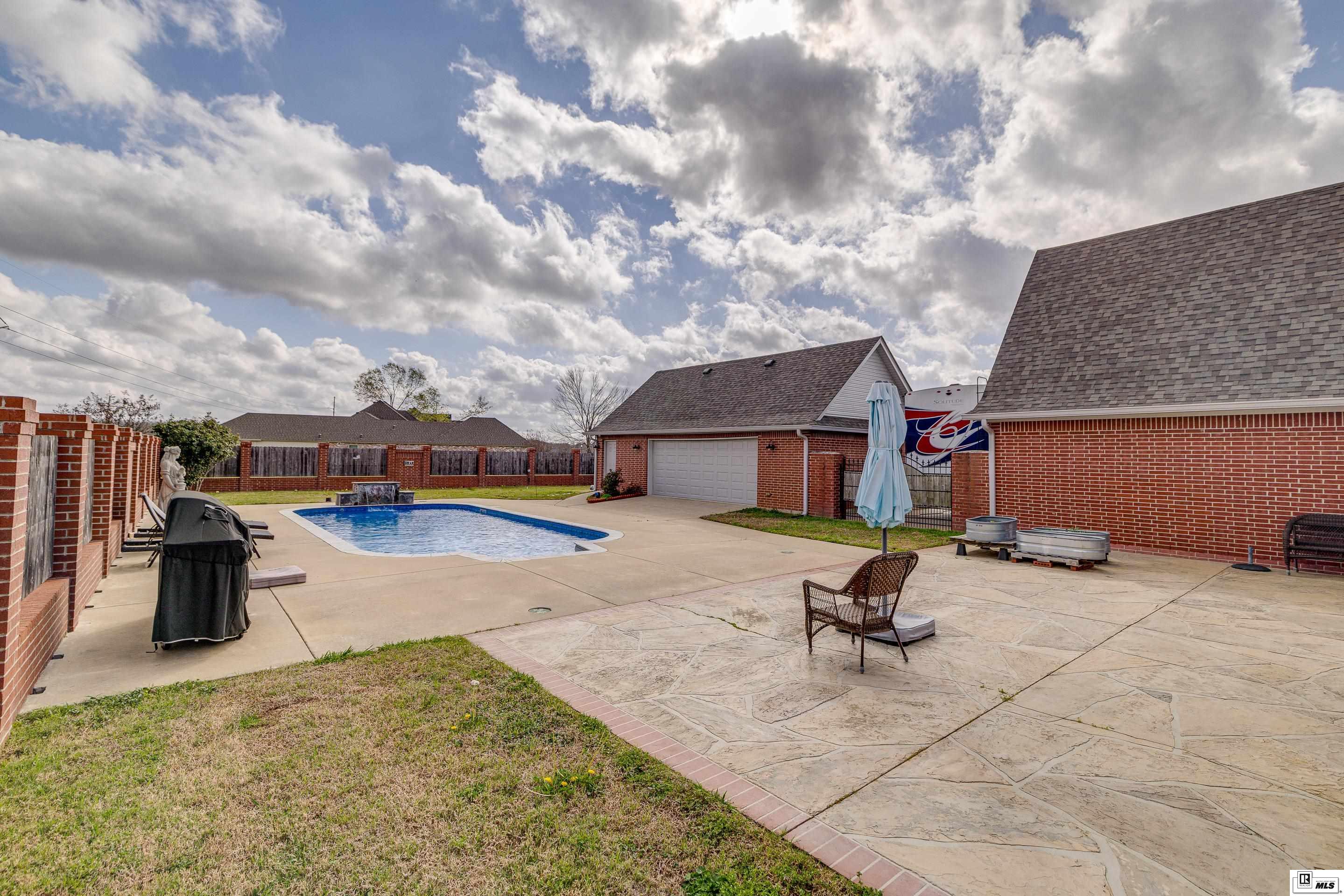 1396 FRENCHMANS BEND ROAD