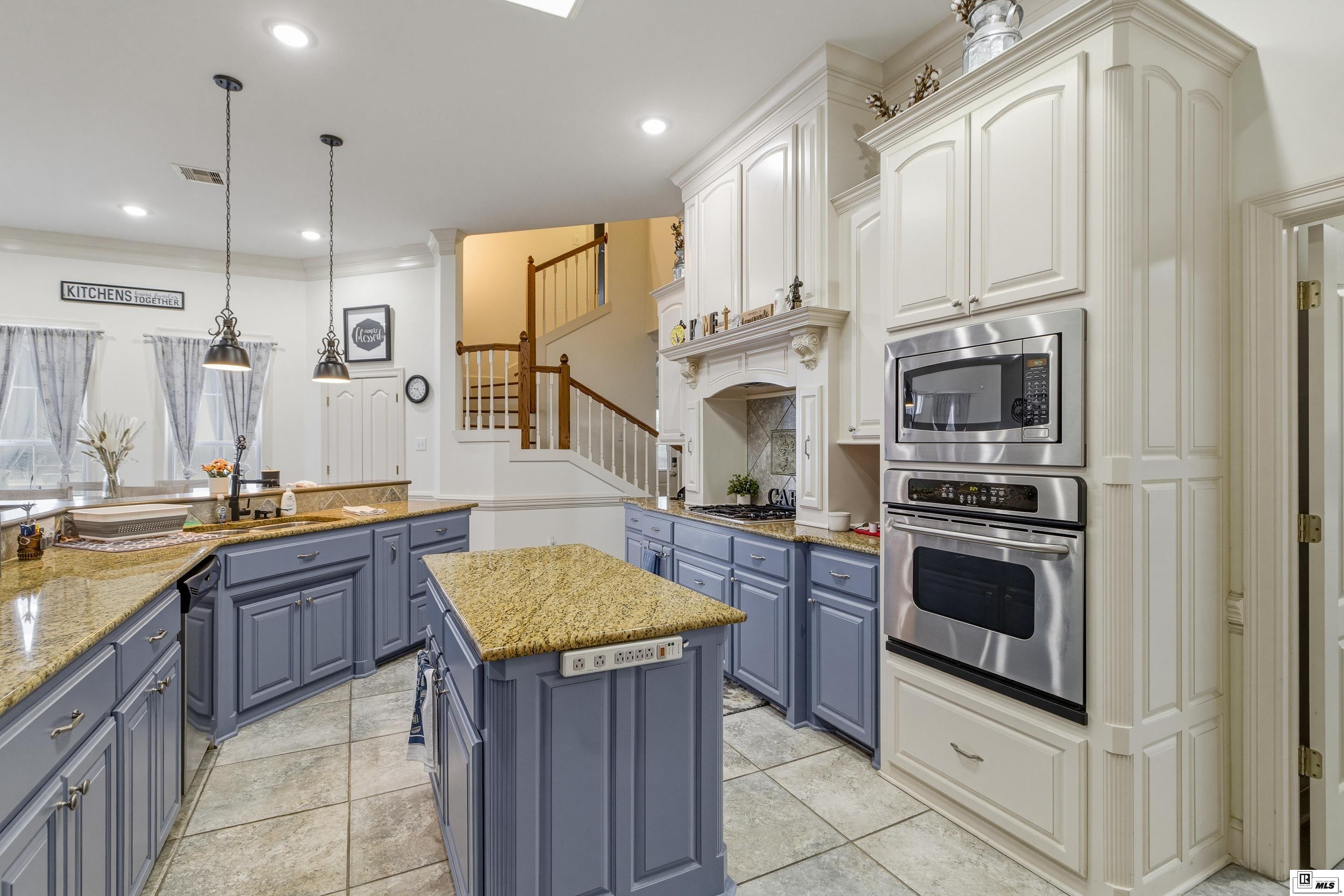 1396 FRENCHMANS BEND ROAD
