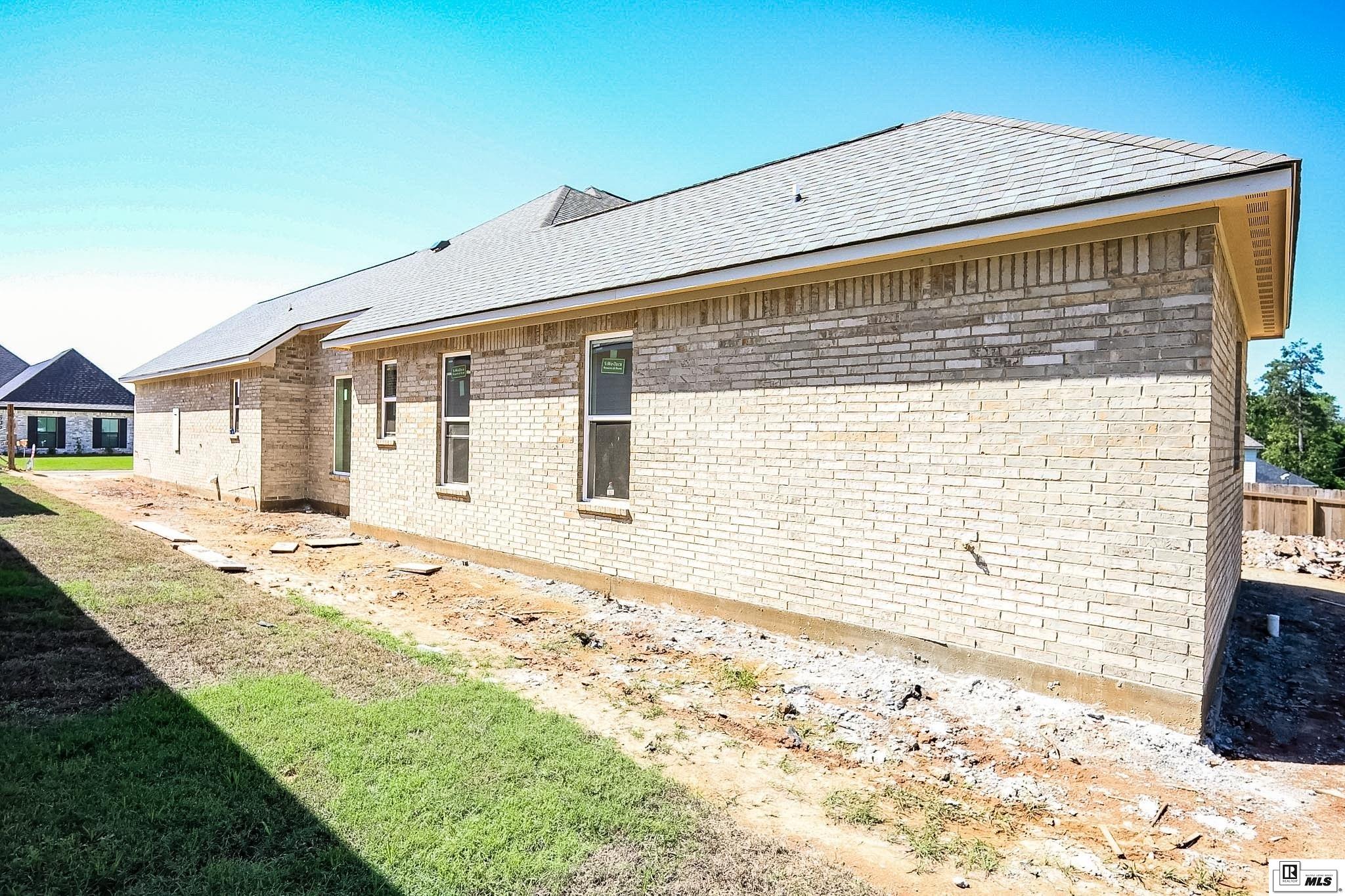 602 BELLA VISTA LOOP