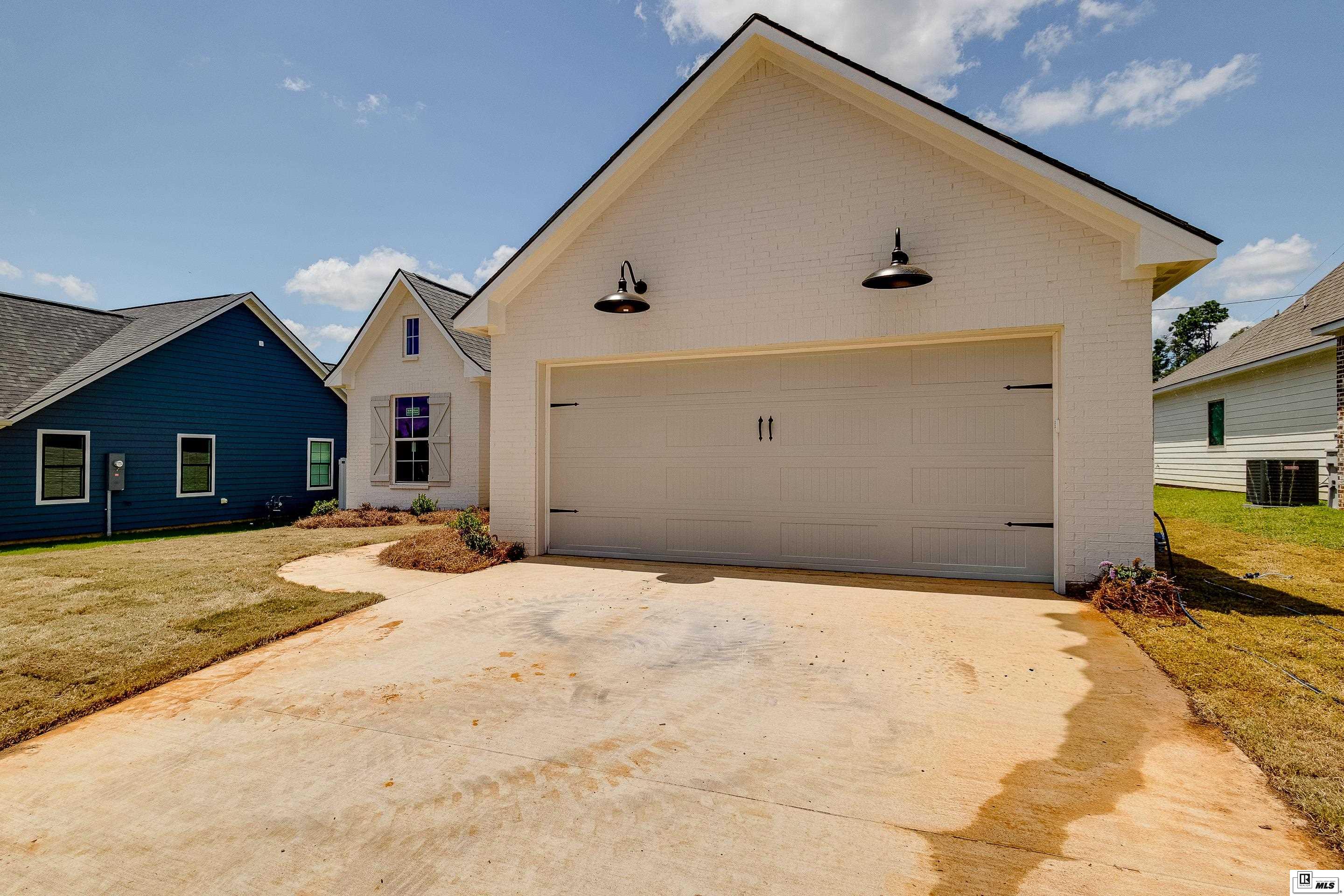 602 BELLA VISTA LOOP