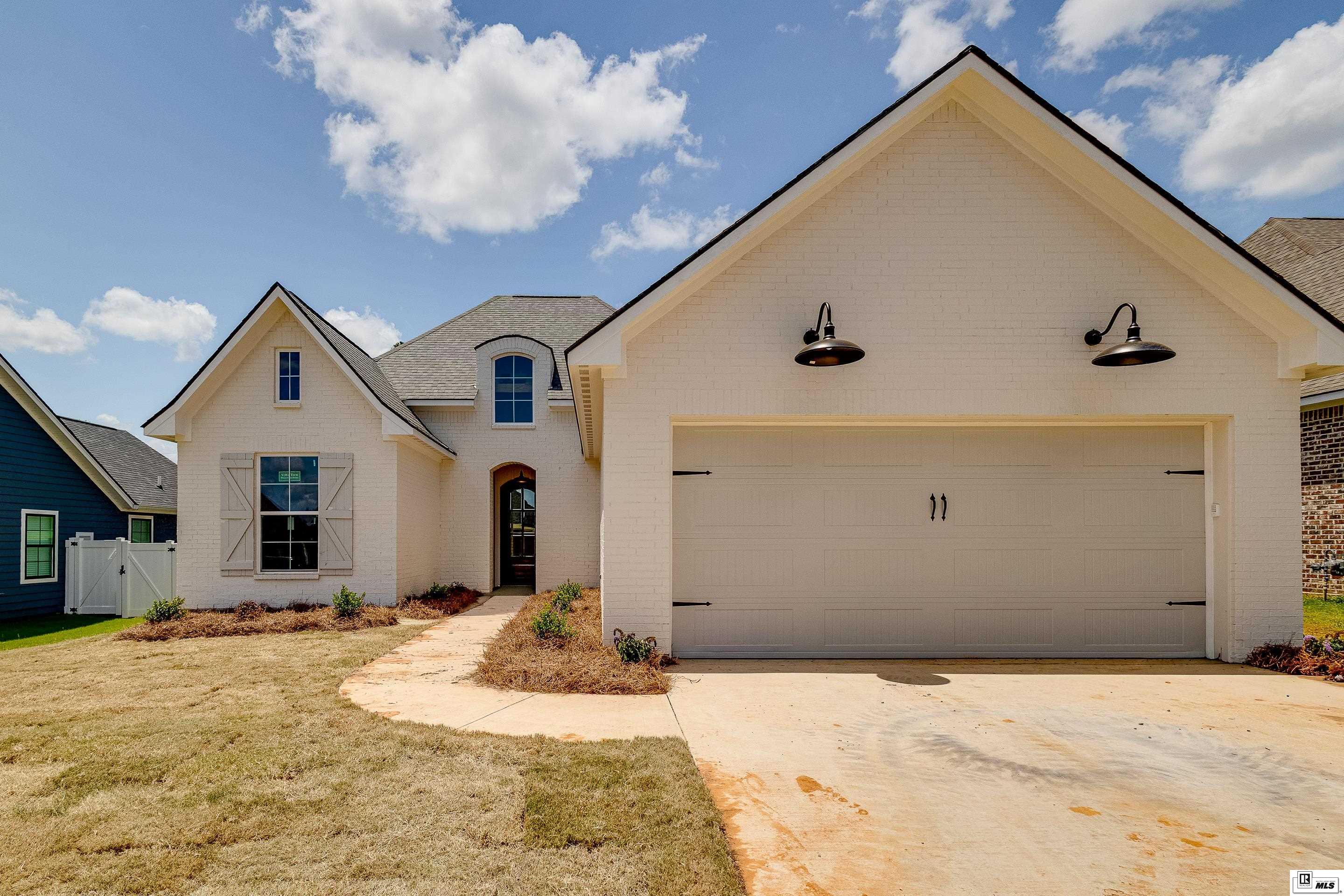 602 BELLA VISTA LOOP