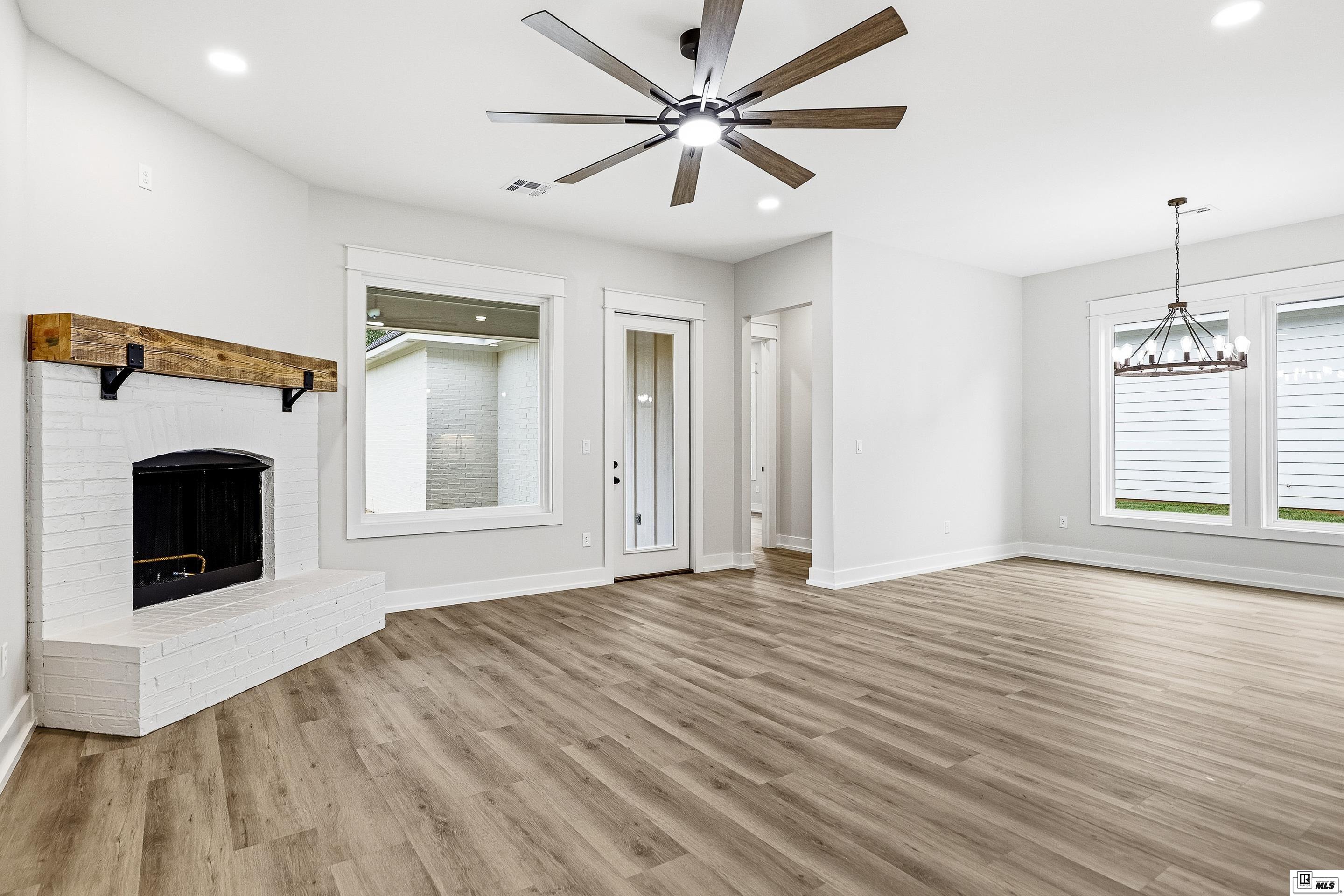 602 BELLA VISTA LOOP