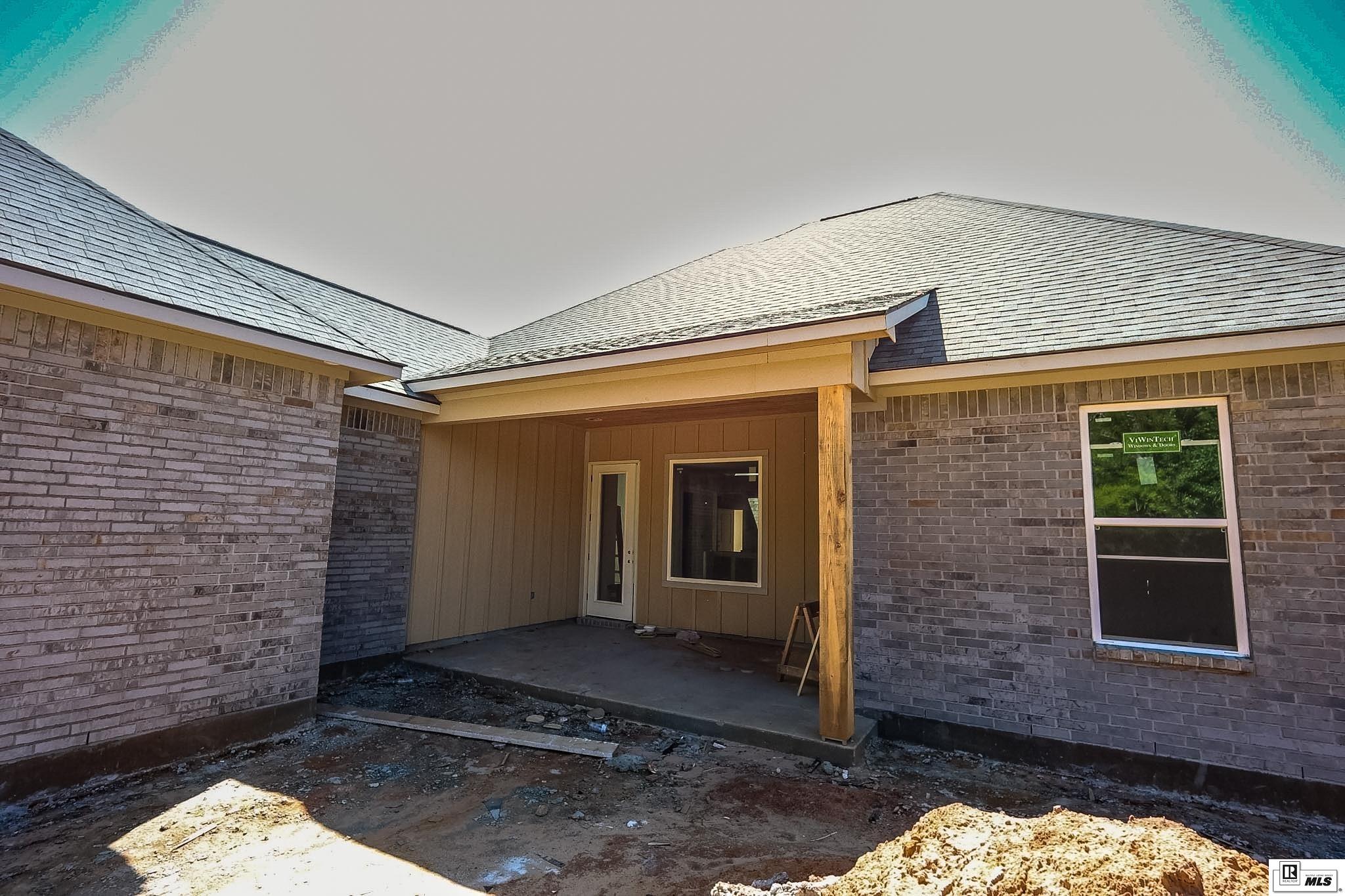 602 BELLA VISTA LOOP