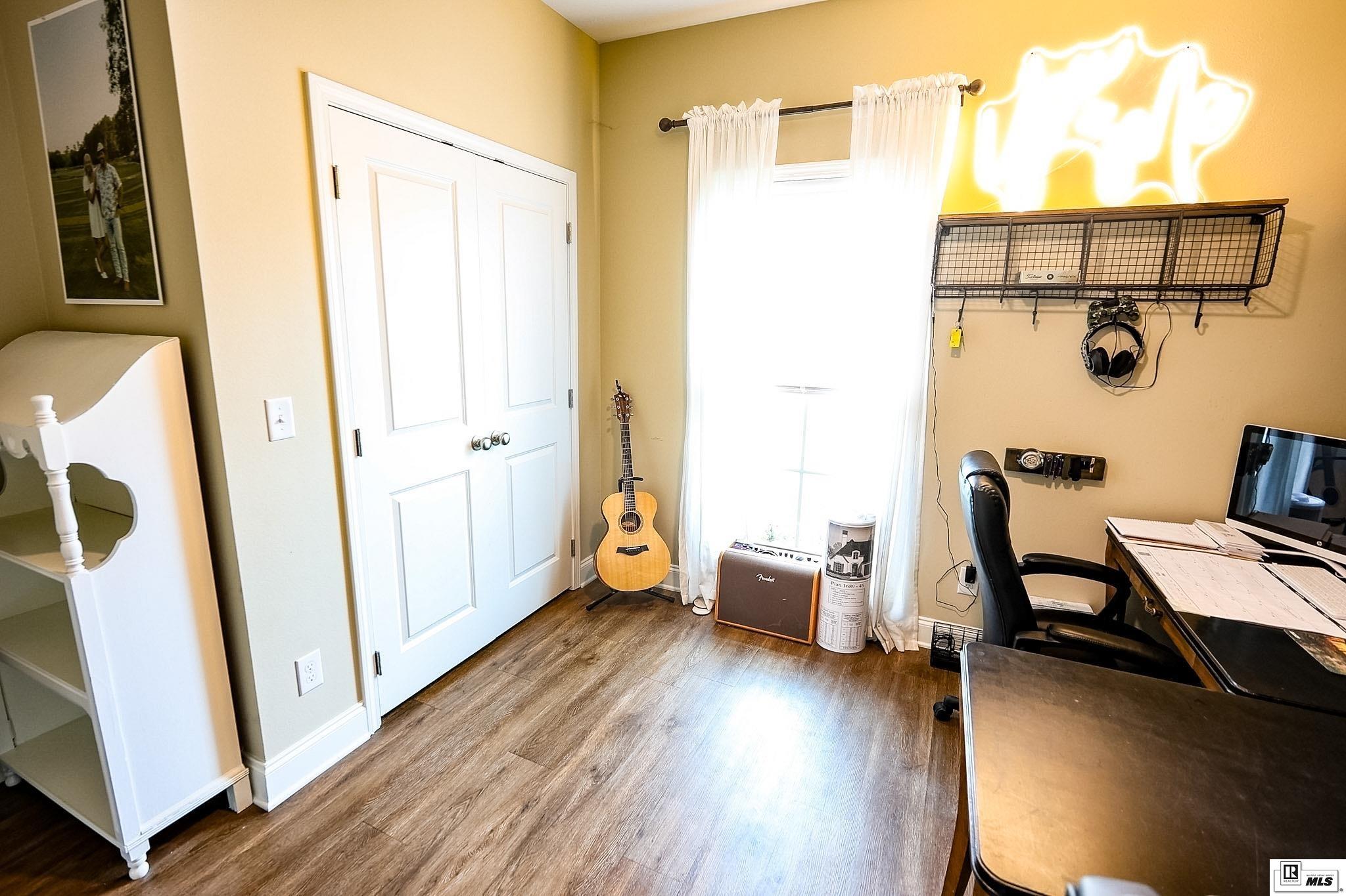 300 YELLOW PINE DRIVE