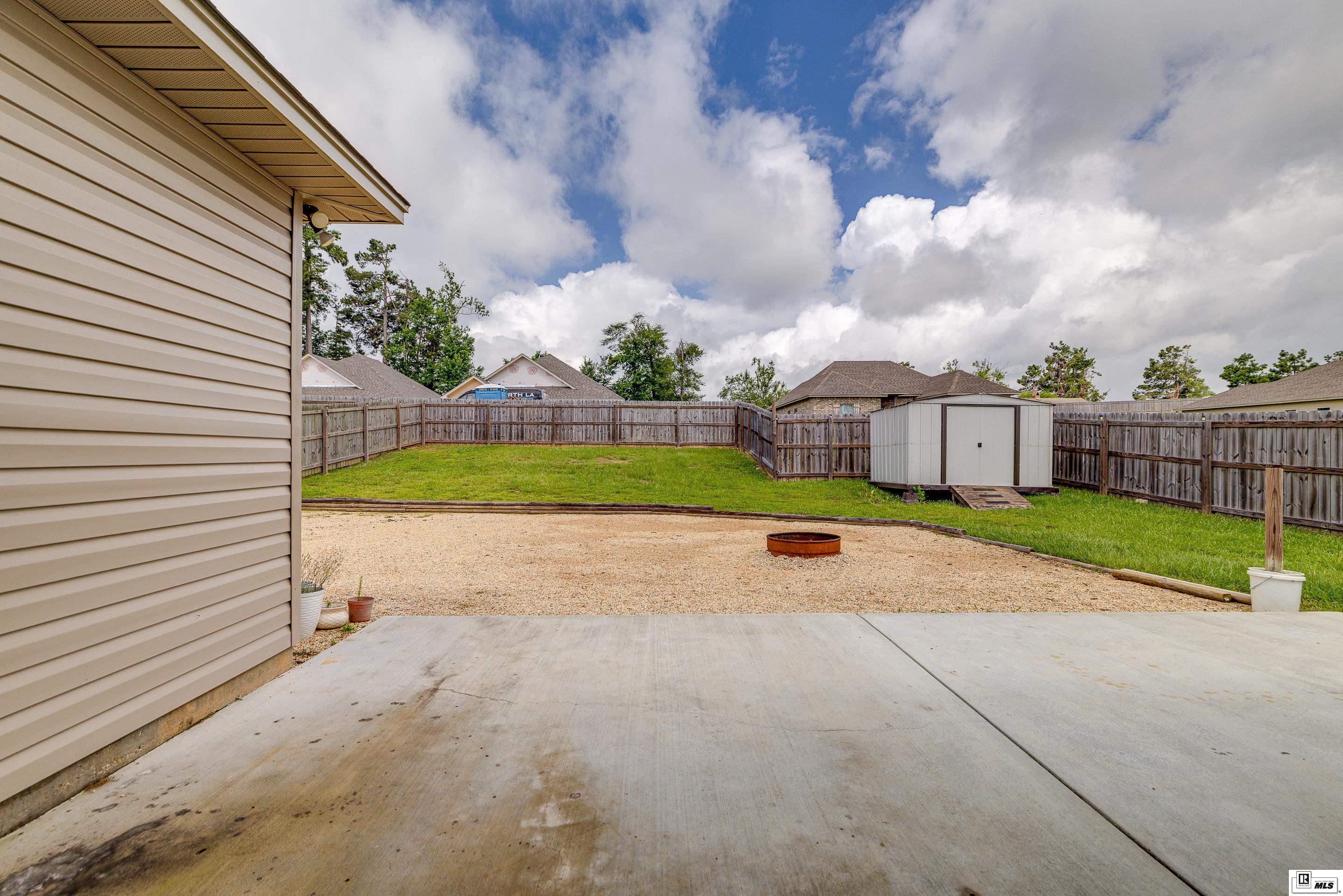 300 YELLOW PINE DRIVE