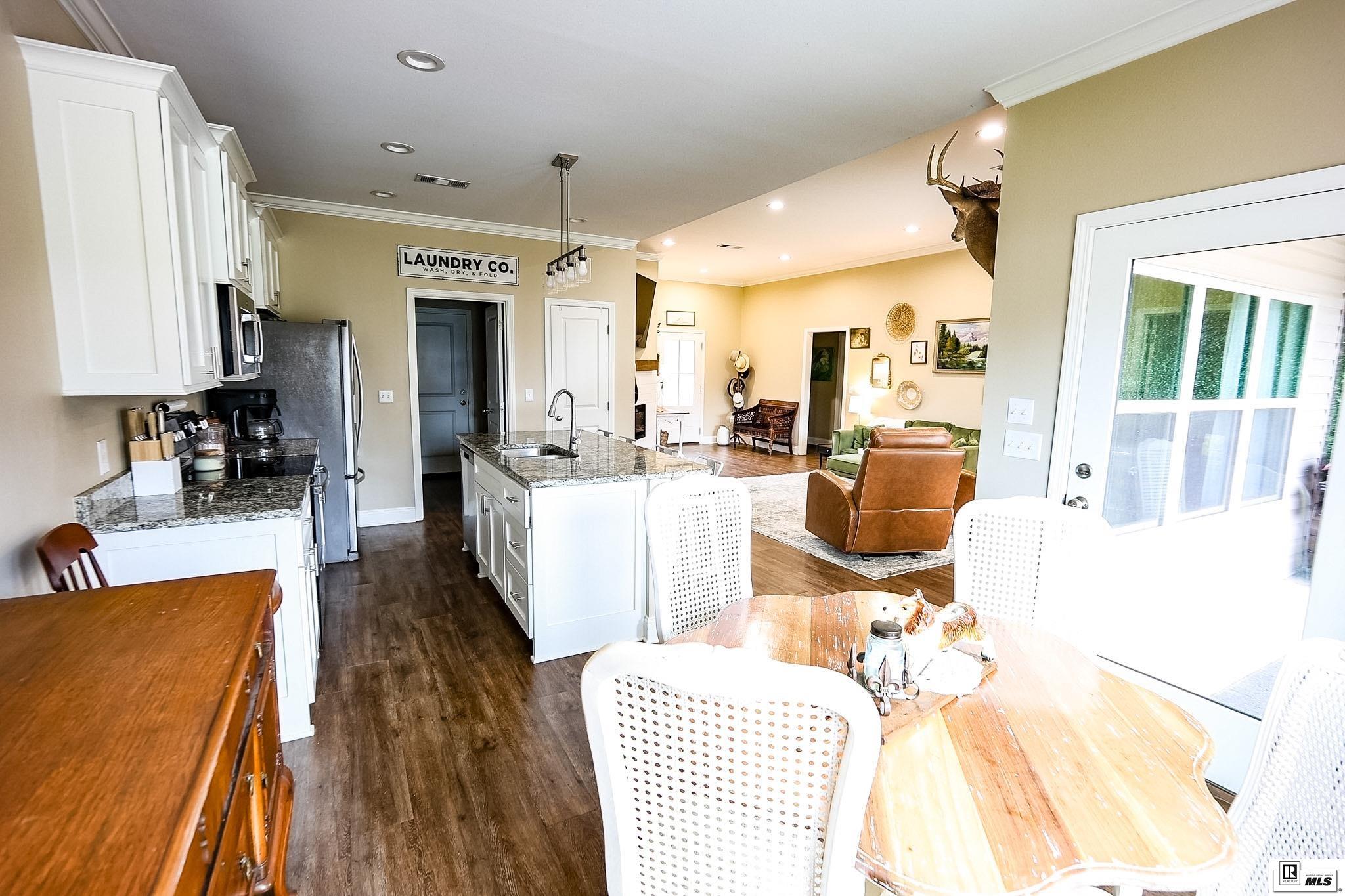 300 YELLOW PINE DRIVE