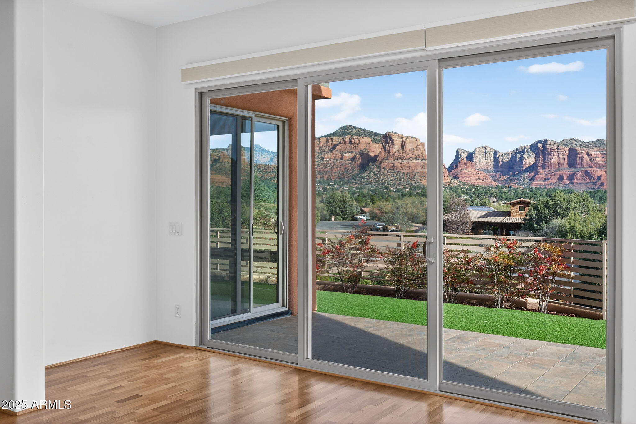 40 EASTERN Vista S