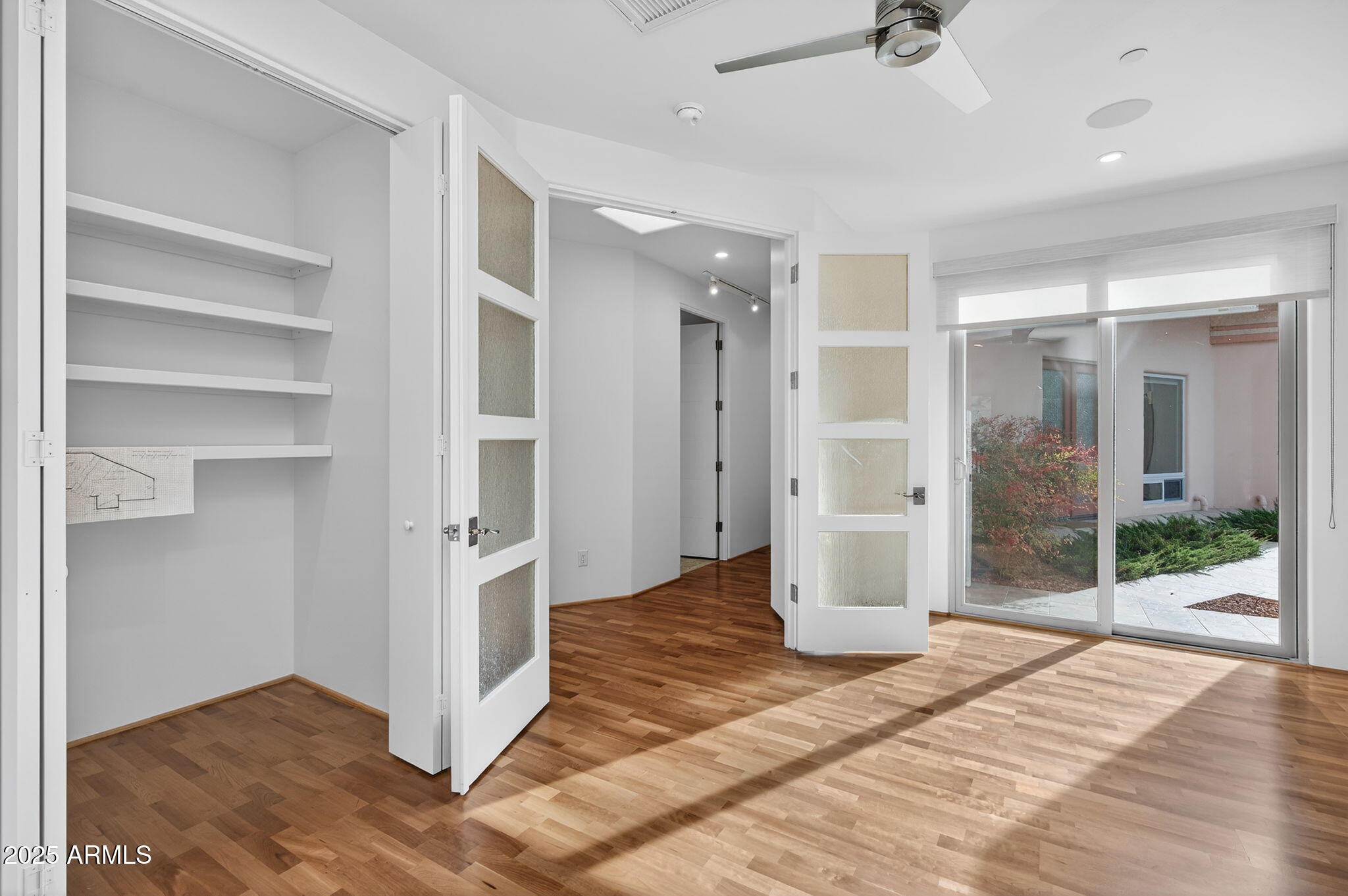 40 EASTERN Vista S
