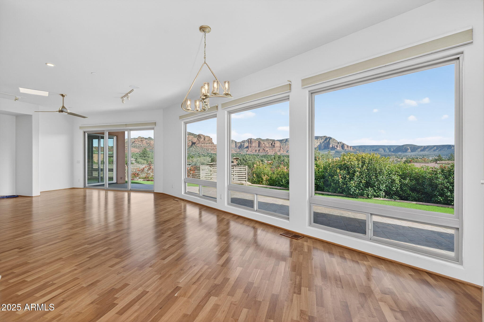 40 EASTERN Vista S