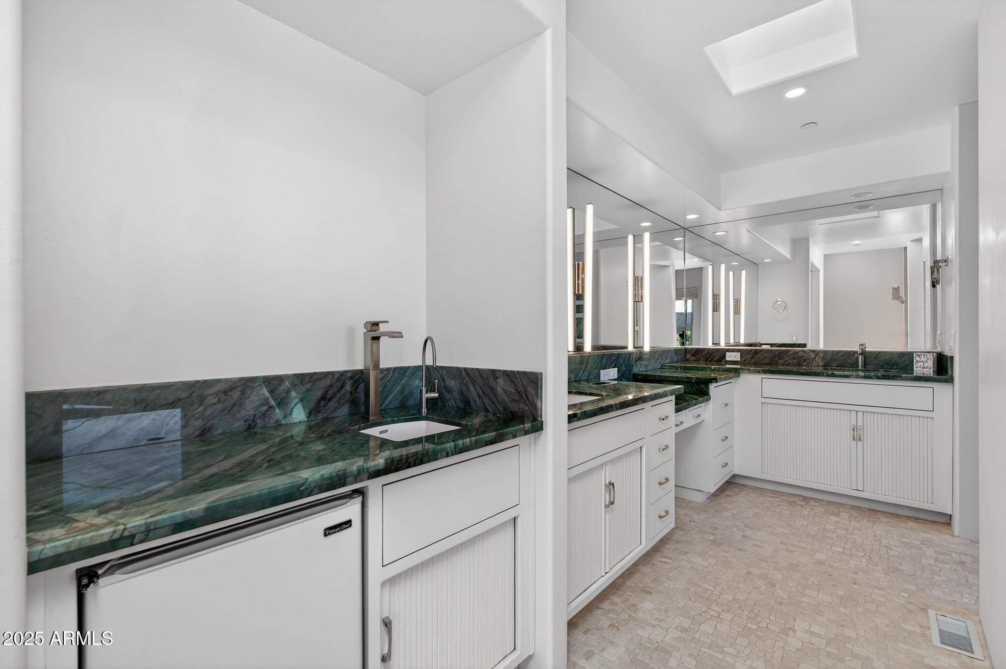 40 EASTERN Vista S