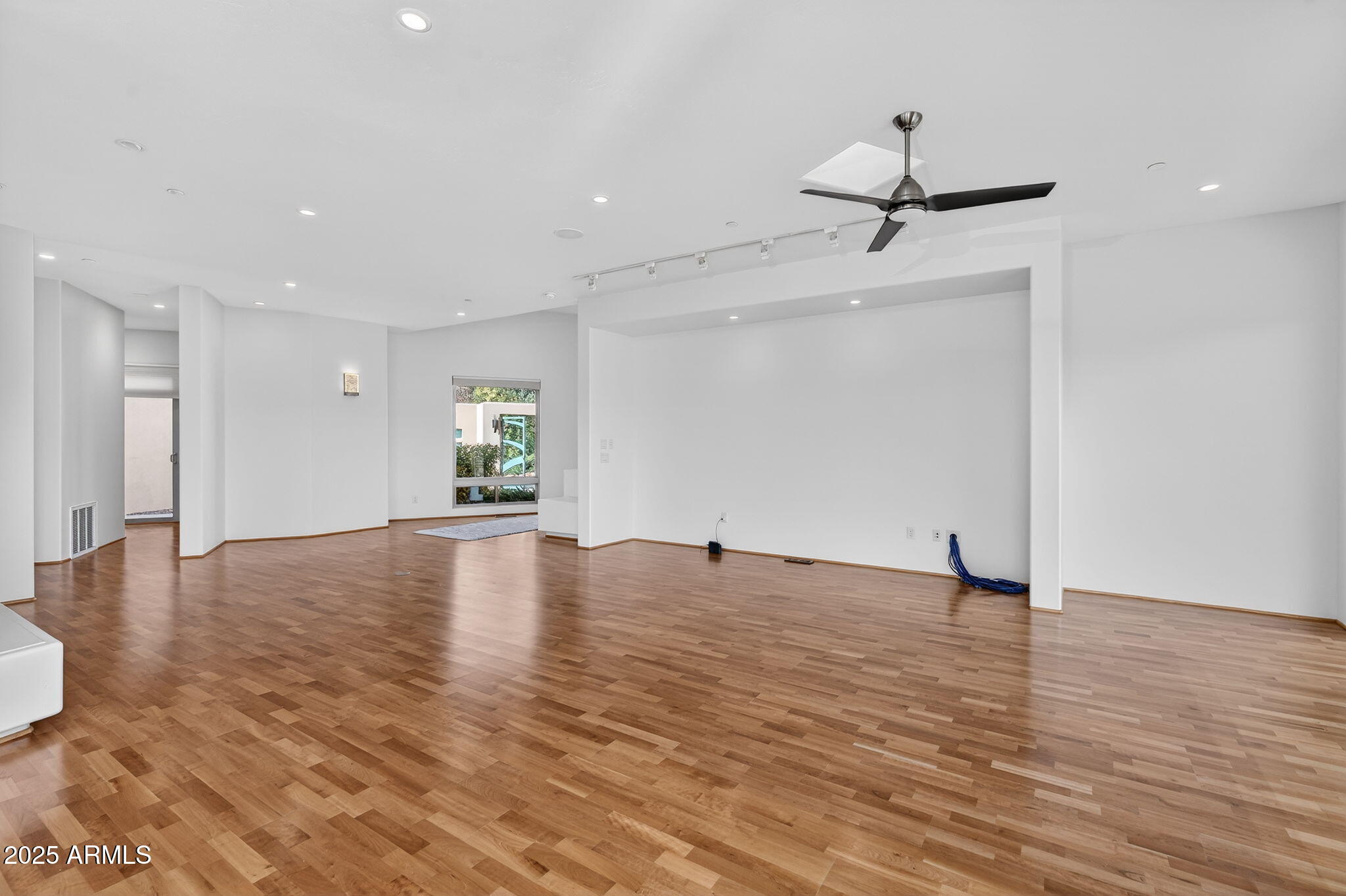 40 EASTERN Vista S
