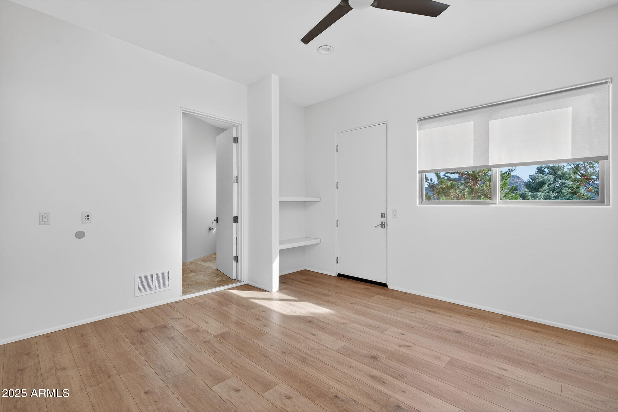 40 EASTERN Vista S