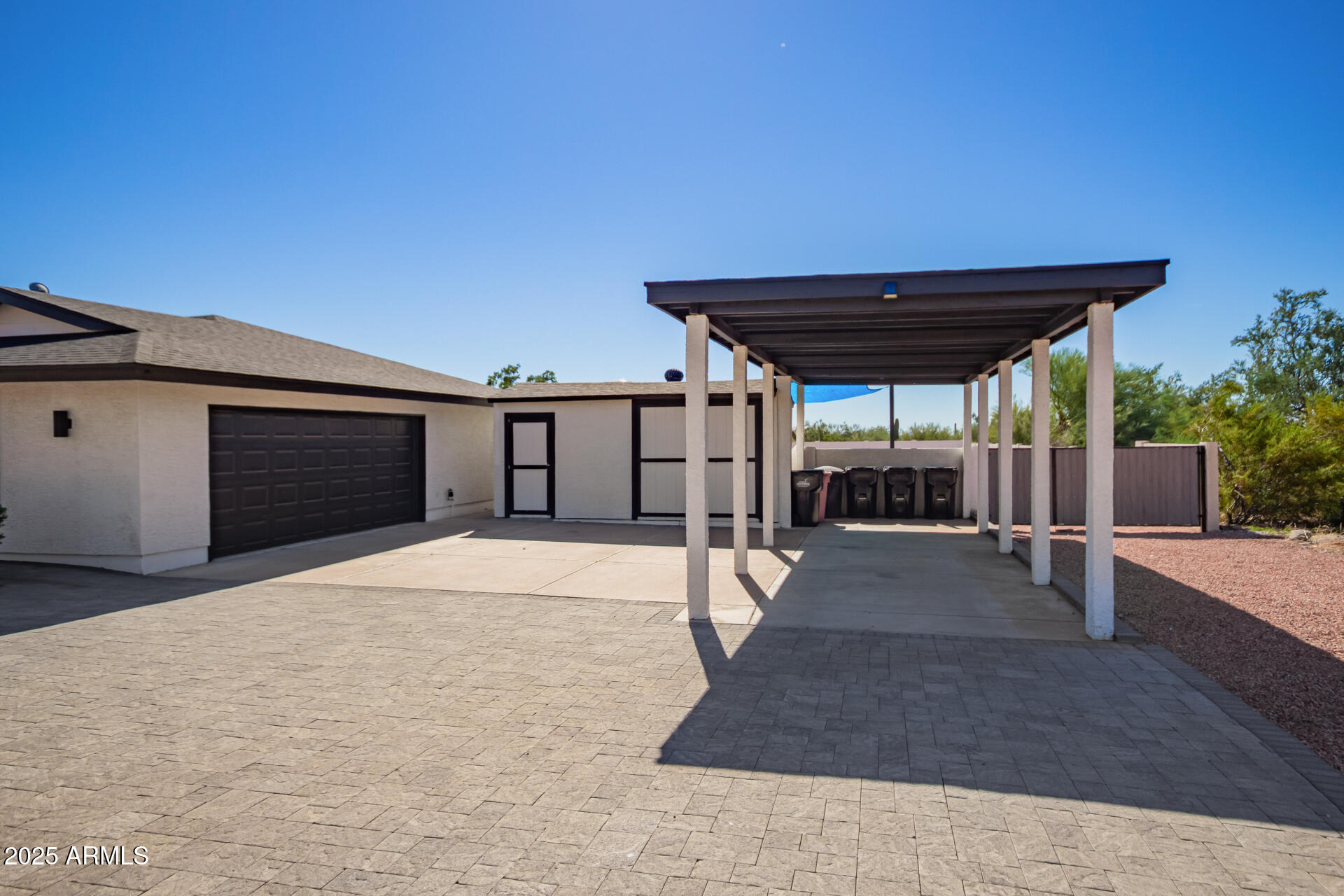 6085 E QUAIL TRACK Drive