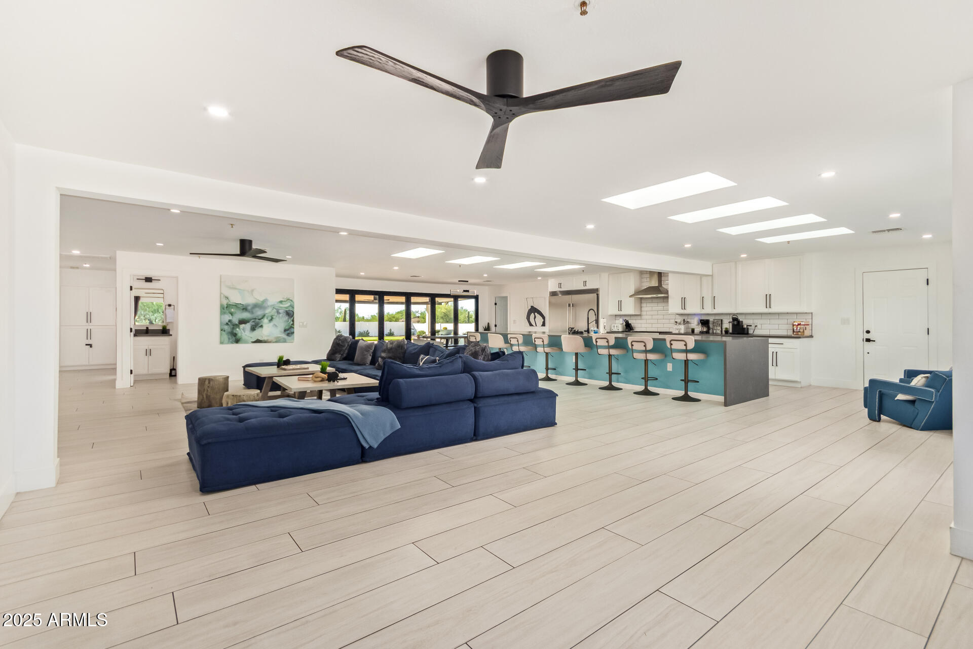 6085 E QUAIL TRACK Drive