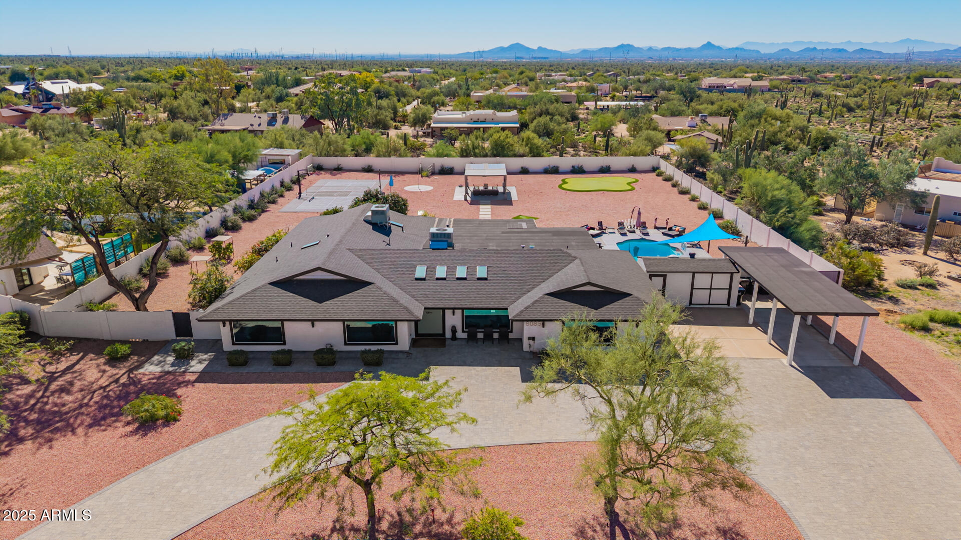 6085 E QUAIL TRACK Drive