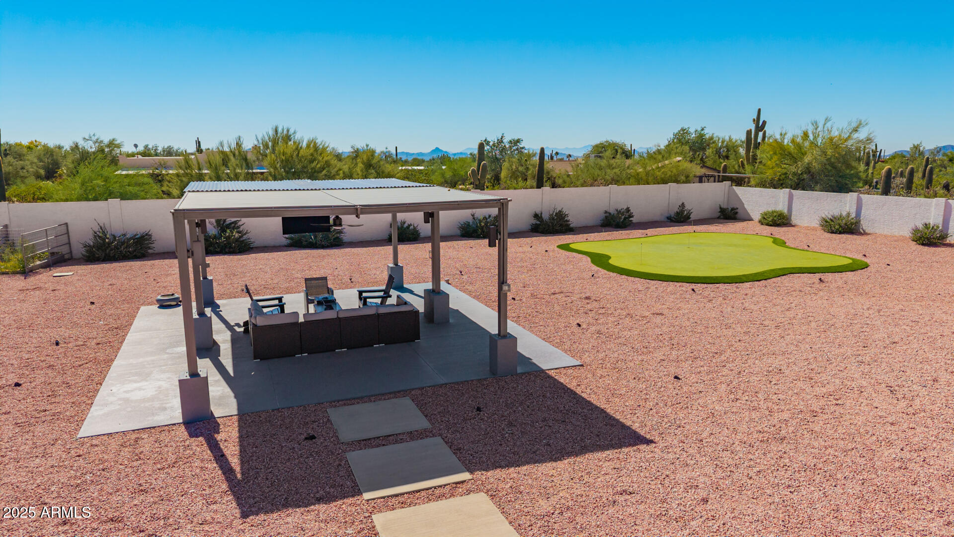 6085 E QUAIL TRACK Drive