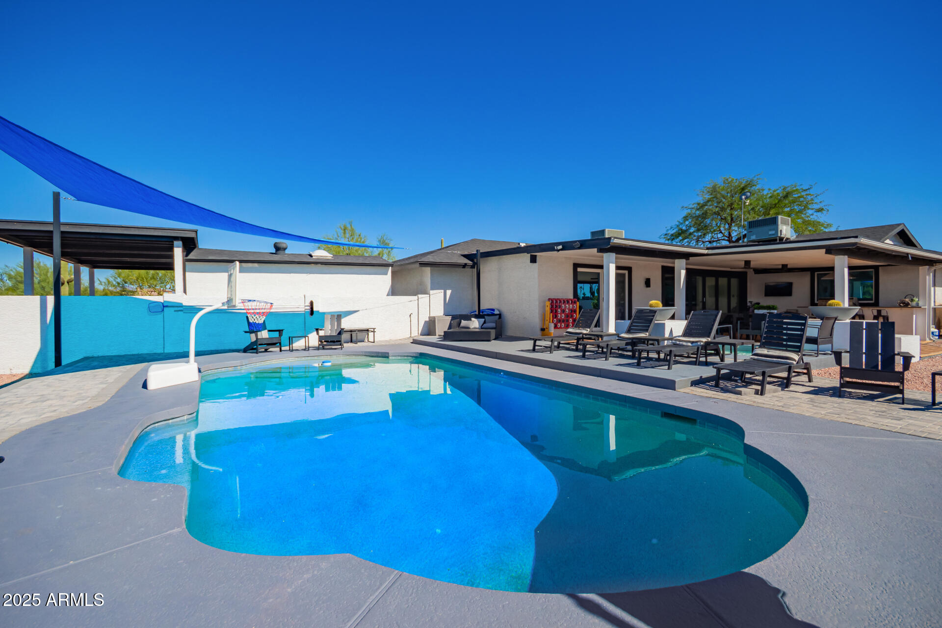 6085 E QUAIL TRACK Drive