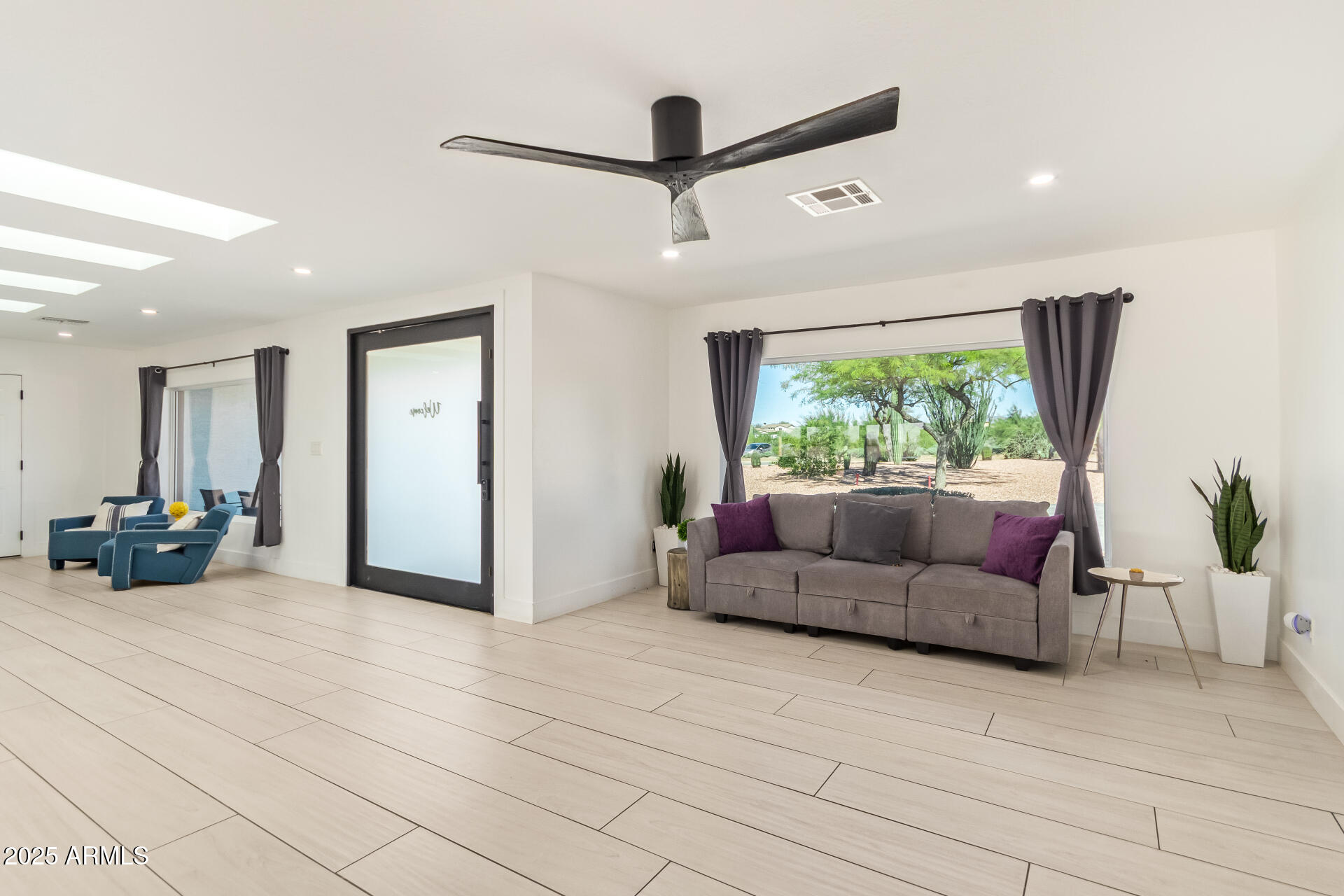6085 E QUAIL TRACK Drive