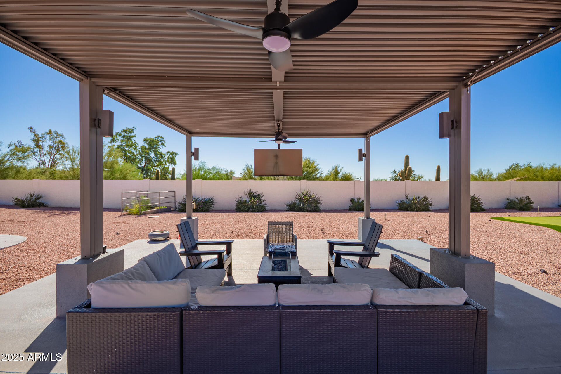 6085 E QUAIL TRACK Drive