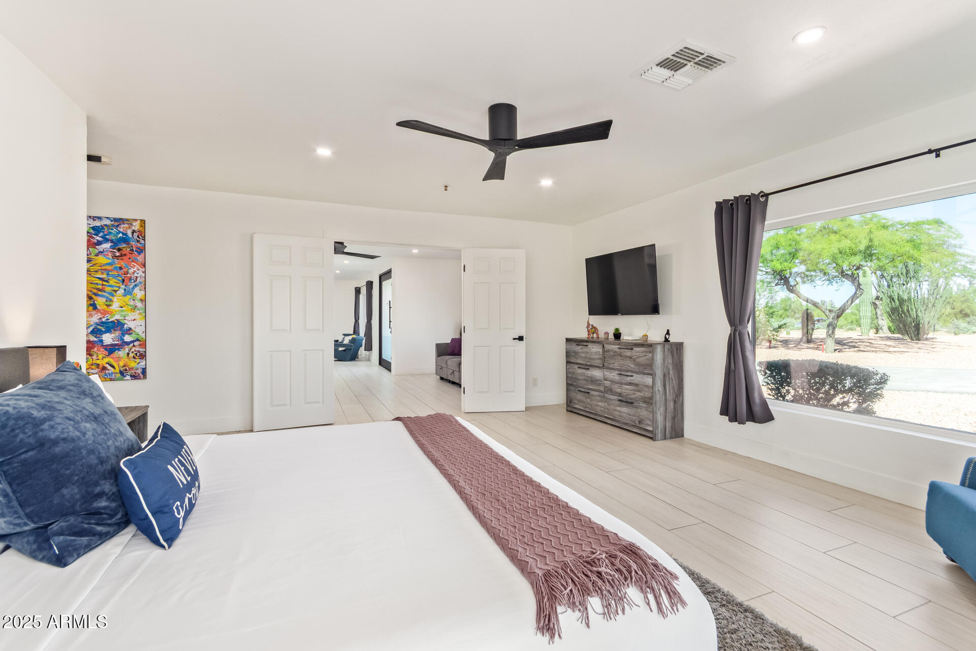 6085 E QUAIL TRACK Drive