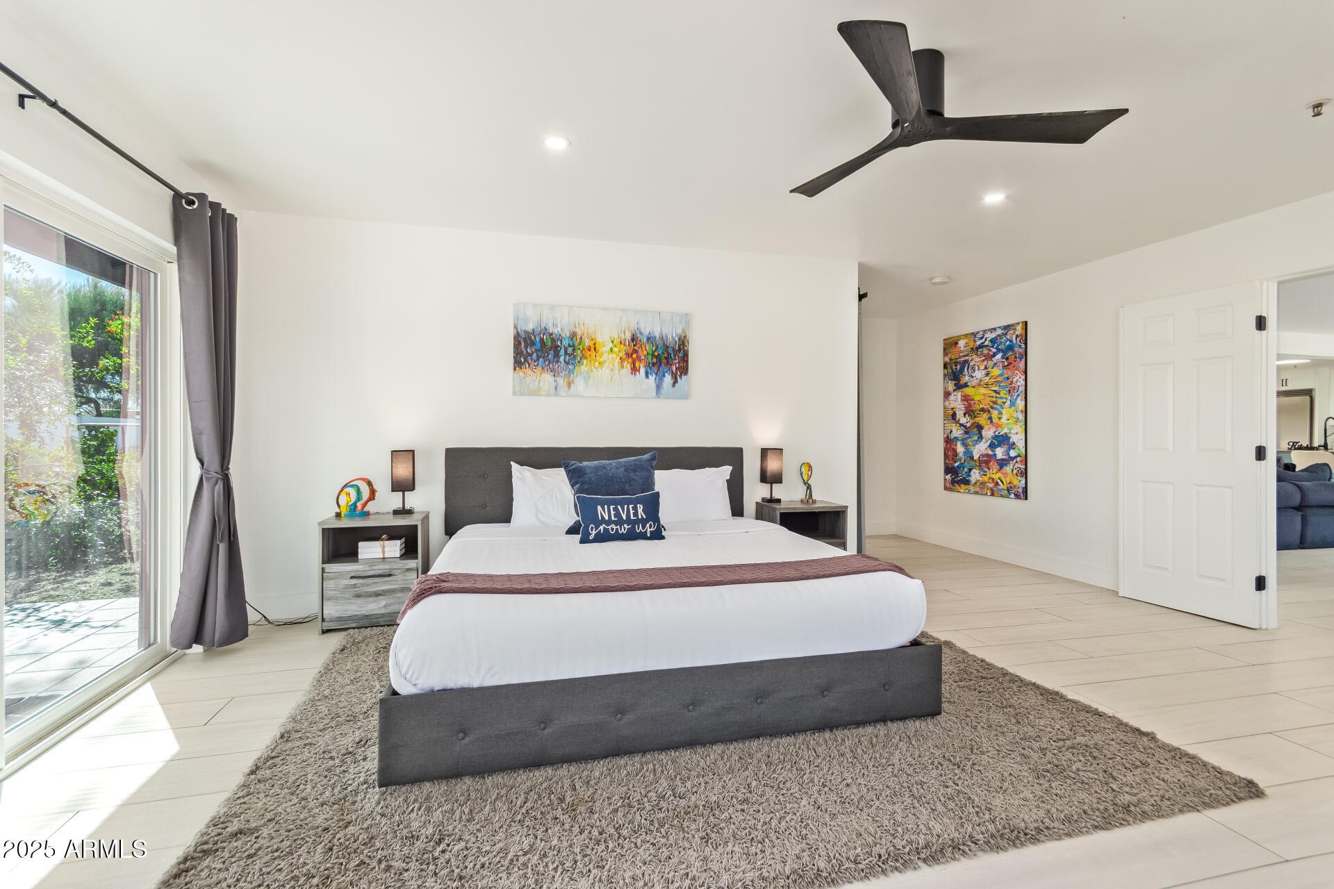 6085 E QUAIL TRACK Drive