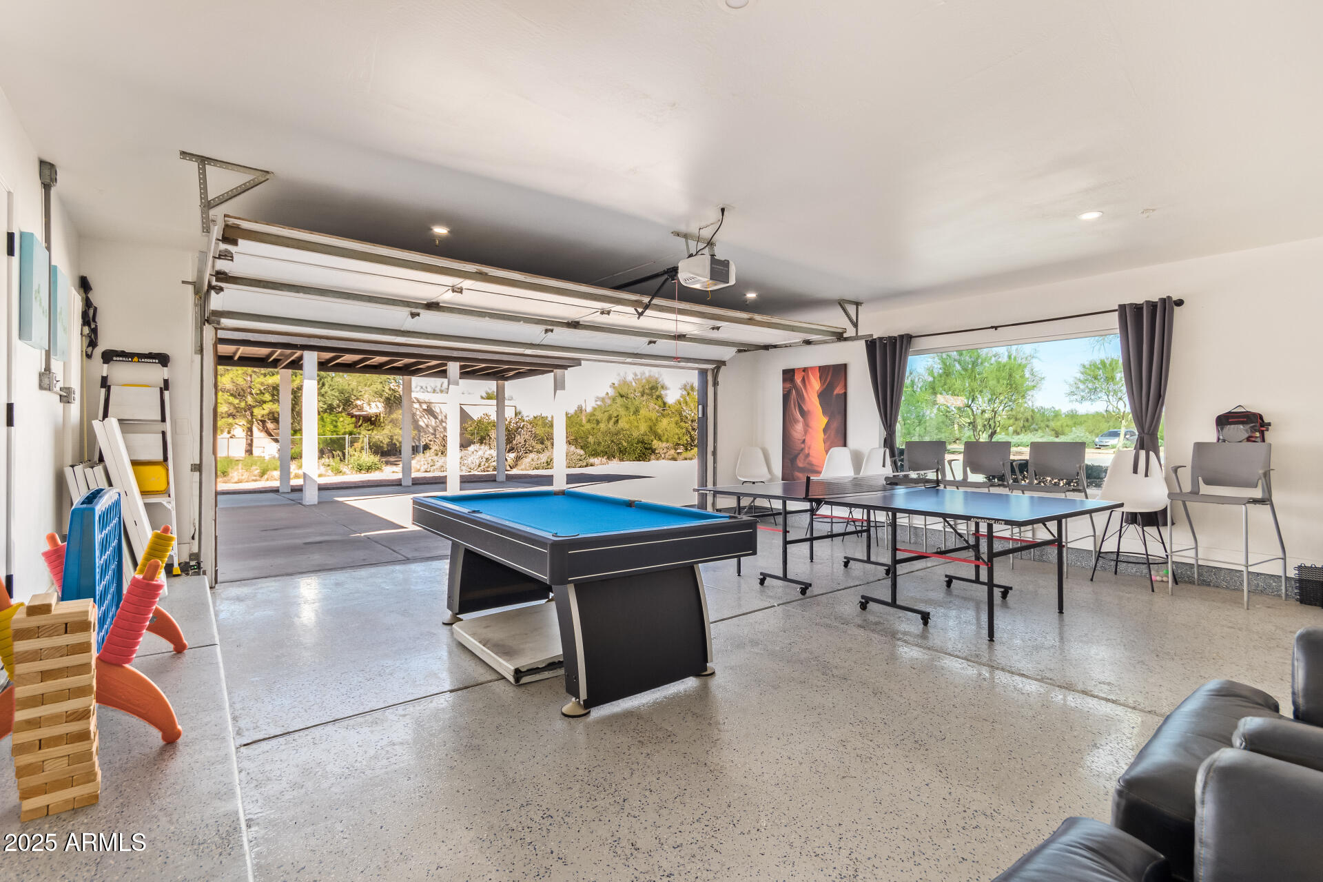 6085 E QUAIL TRACK Drive
