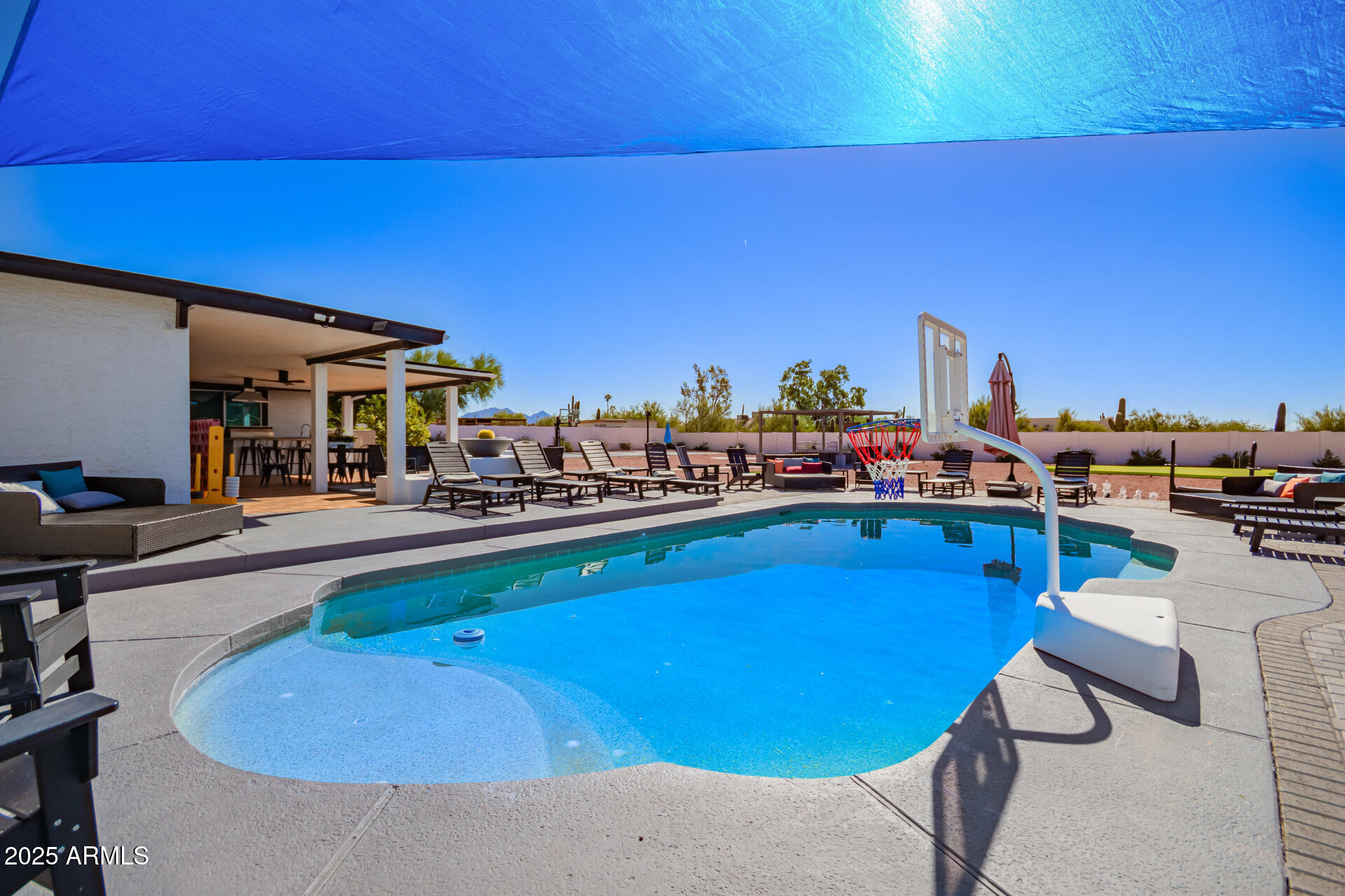 6085 E QUAIL TRACK Drive