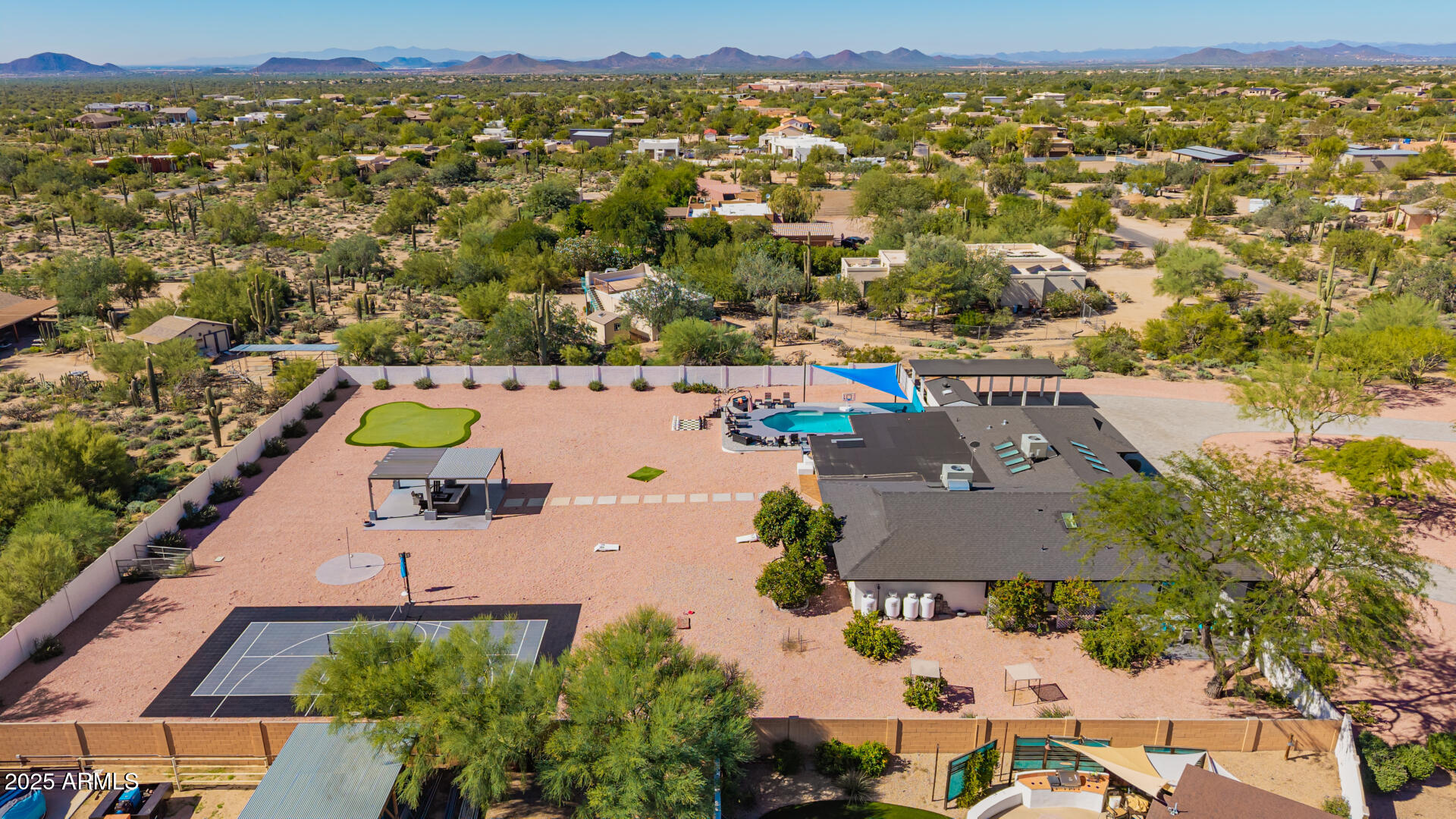 6085 E QUAIL TRACK Drive