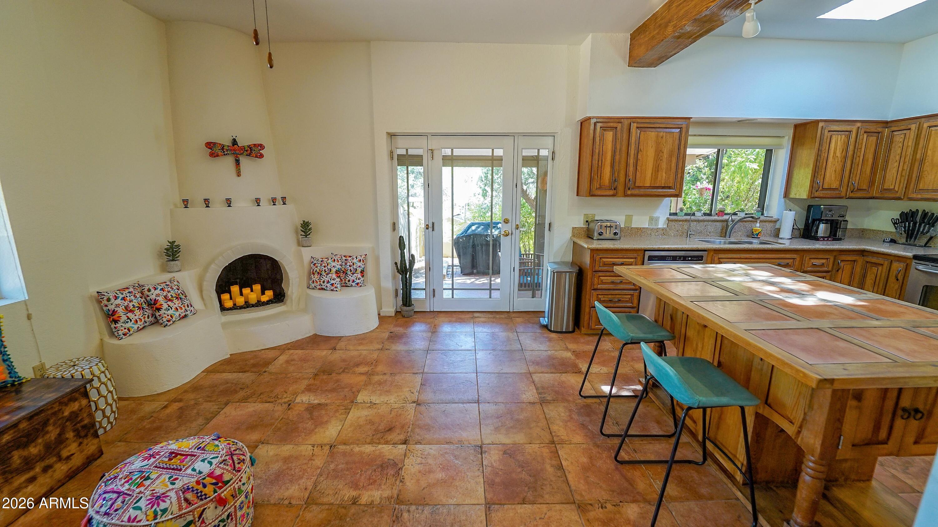 228 CABALLO Drive