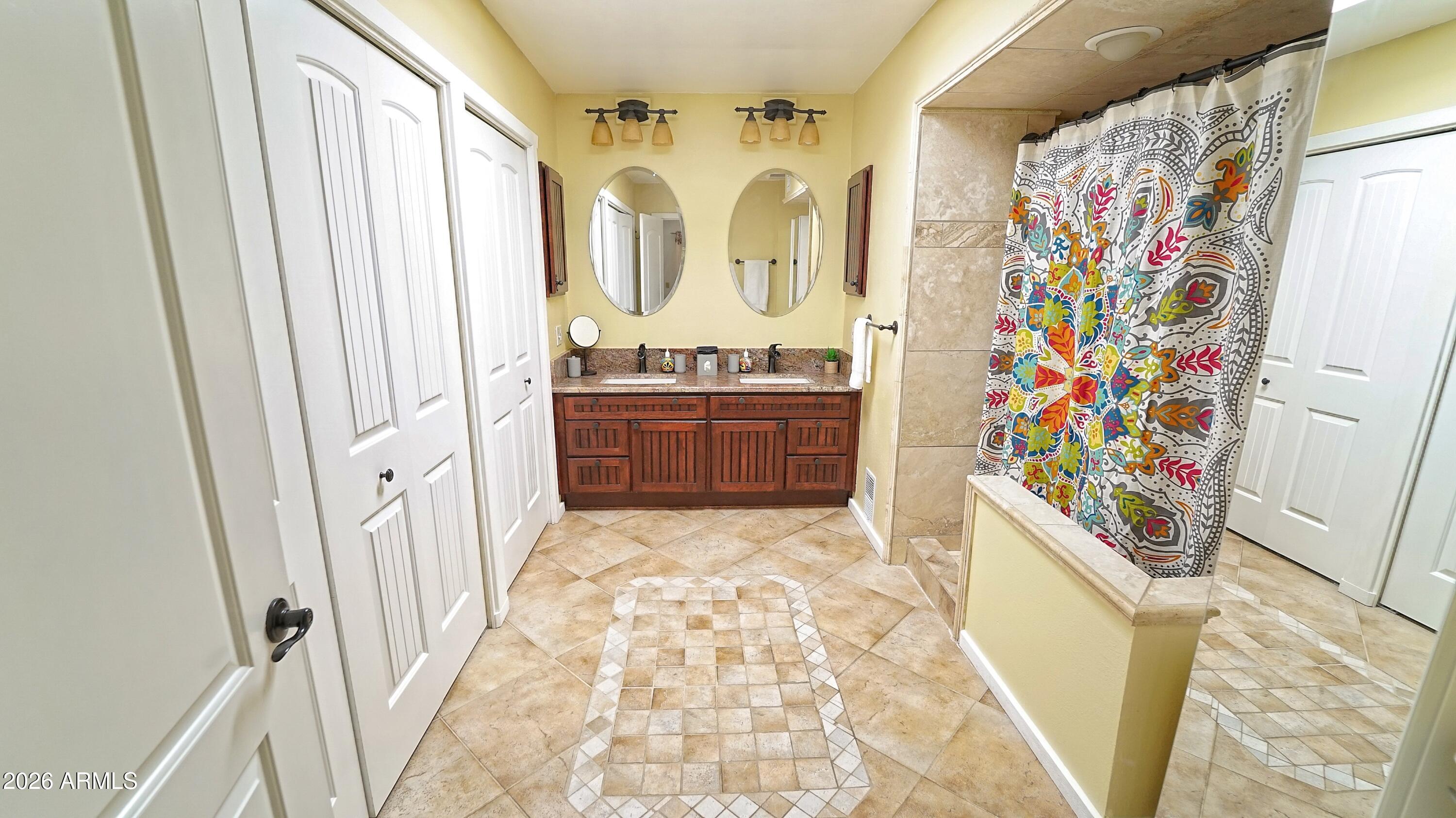 228 CABALLO Drive