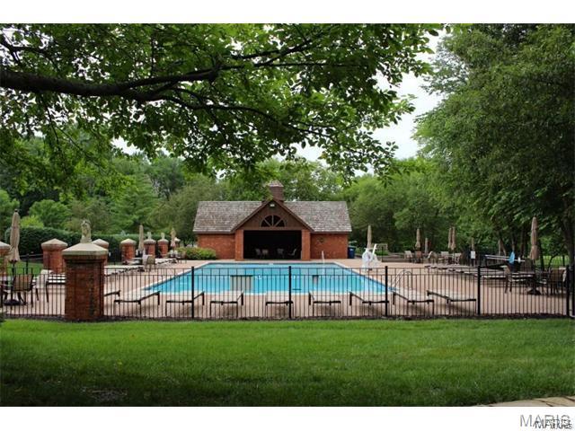 17732 Birch Leaf Court