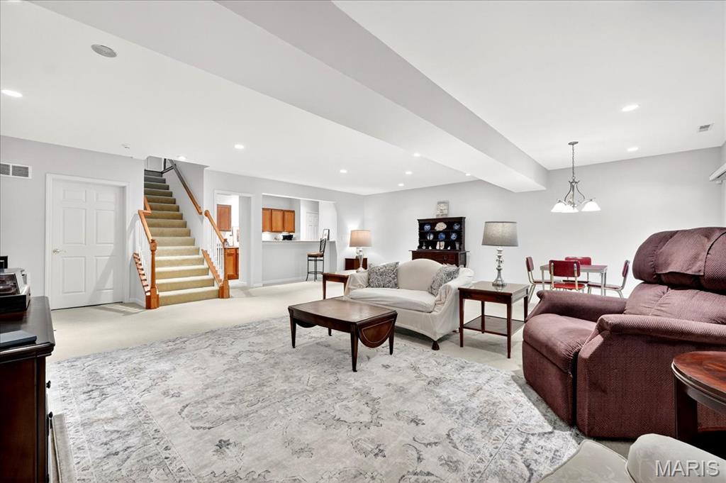 23 Sappington Villa Court