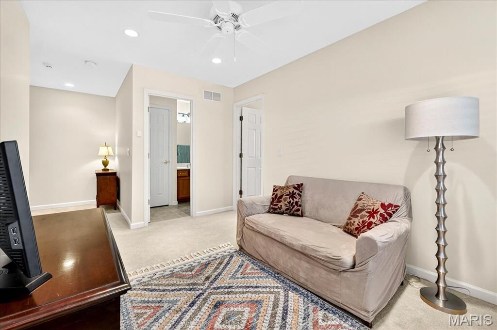 23 Sappington Villa Court