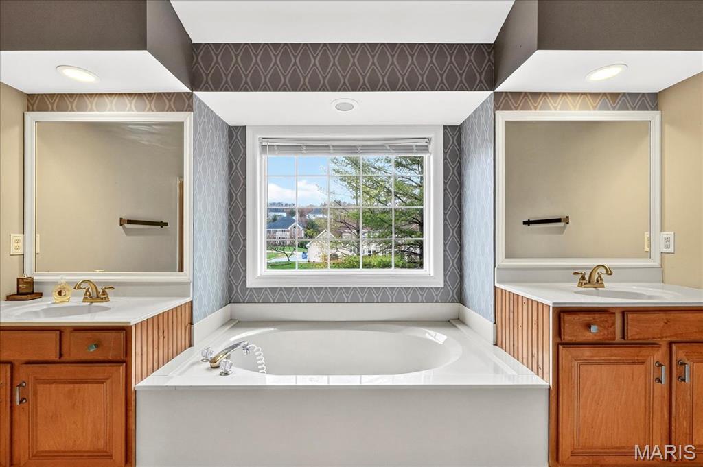 1460 Highland Valley Drive