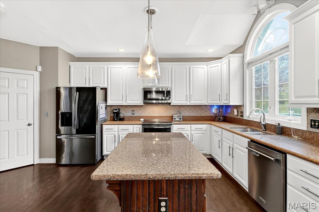 1460 Highland Valley Drive