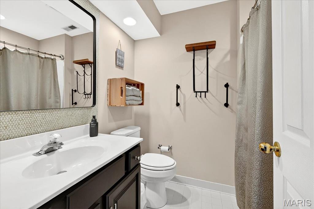 1460 Highland Valley Drive