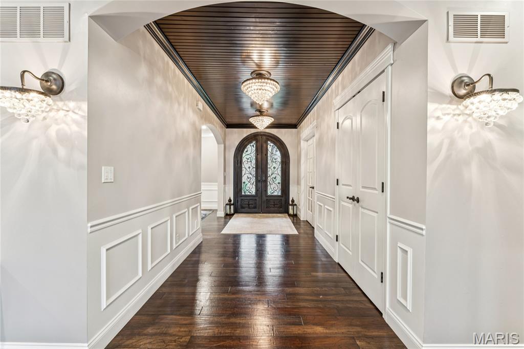 809 Tara Estates Court